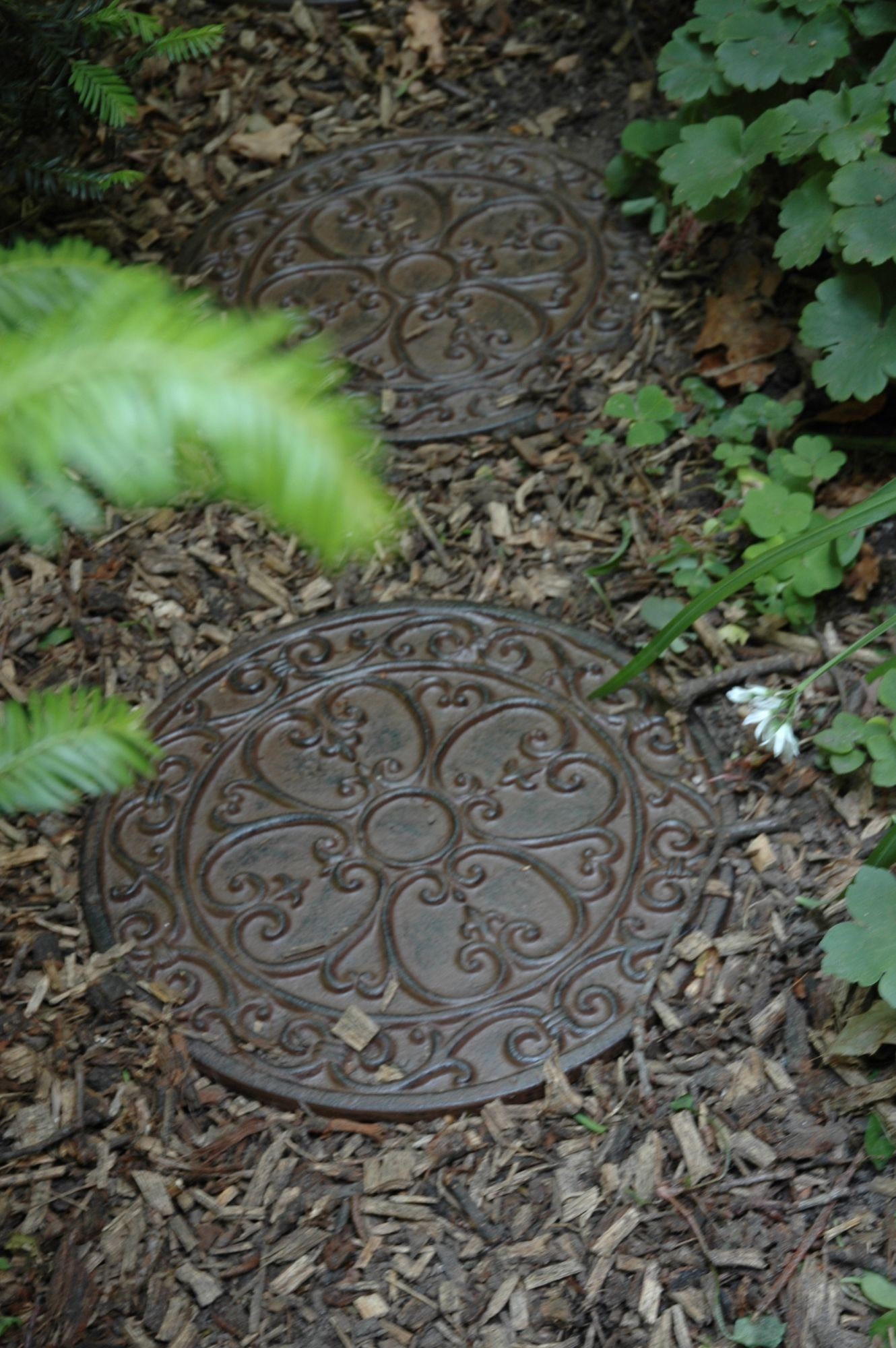 Thumbnail - esschert design Trittsteine, Set, 1-St., Gehwegplatten Gartenfliesen Trittplatten, Motiv Klassik rund