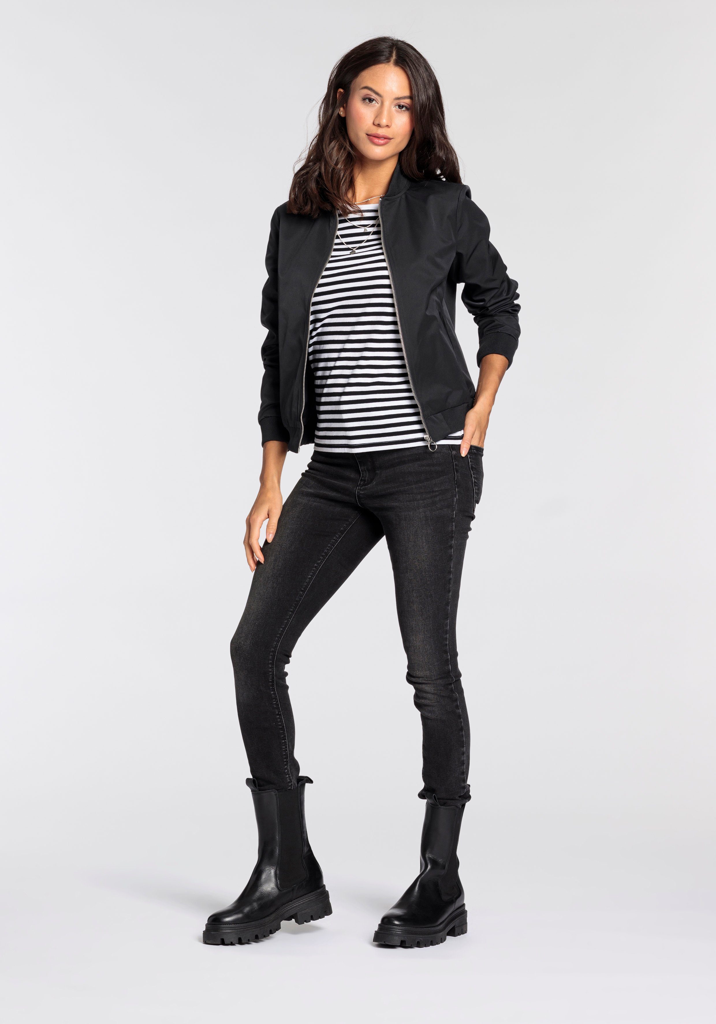 Zum Outfit 4