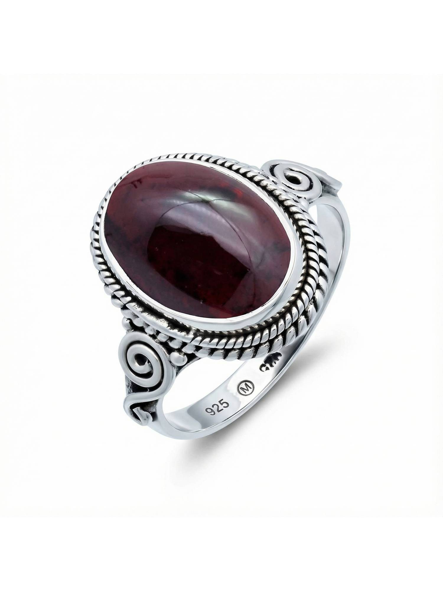 Silberring SINTA aus 925 Silber mit Granat