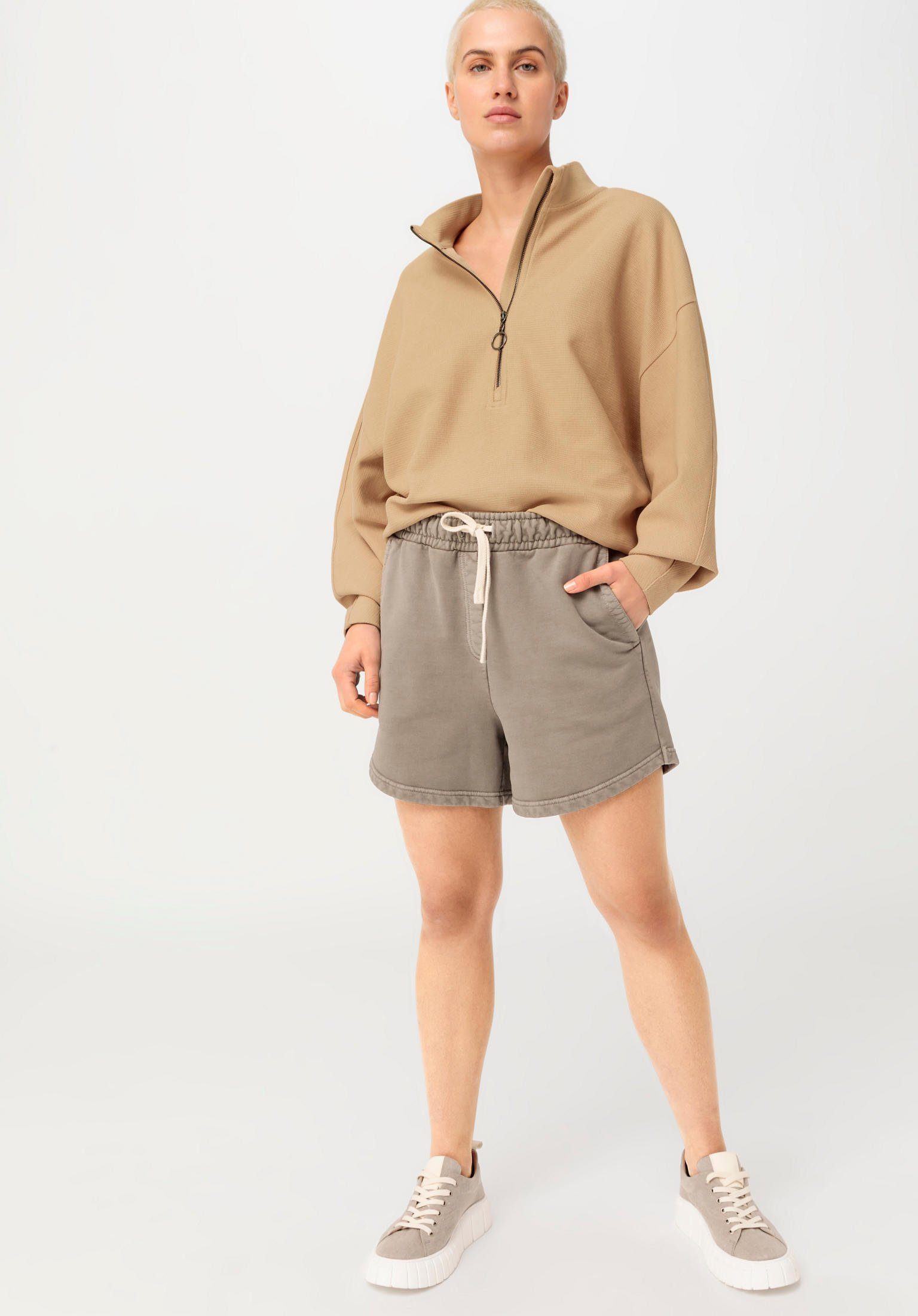 Hessnatur Relaxshorts mineralgefärbt aus reiner Bio-Baumwolle günstig online kaufen