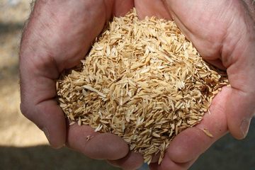 Yalion Kleintierkäfig Natürliche gesunde Reisspelzen 9.18KG/60L für Nest (Huhn, Wachtel)