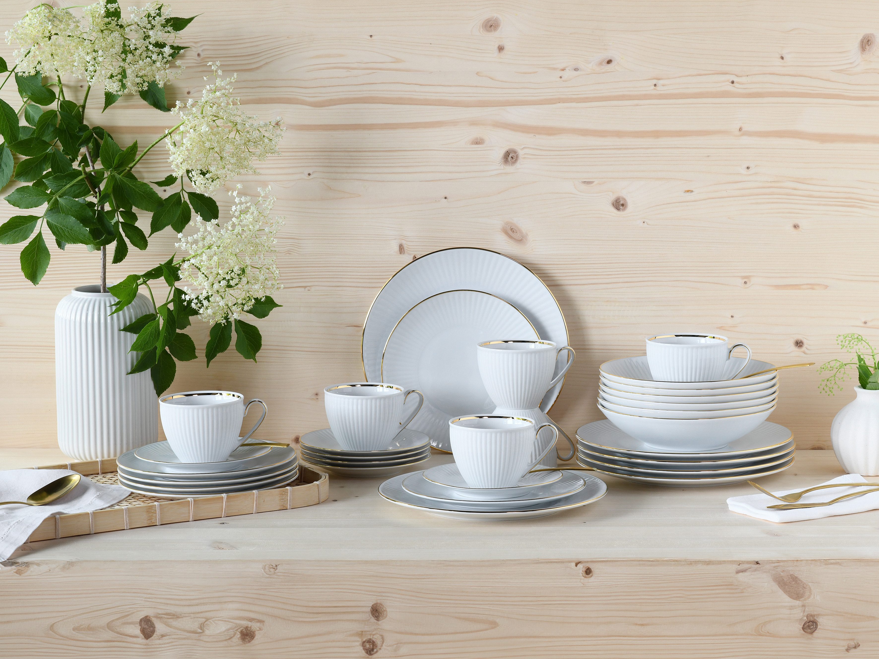 CreaTable Kombiservice Valencia Gold, Kombi-Service 30-tlg (30-tlg), 6 Personen, Porzellan, Elegant, Goldrand