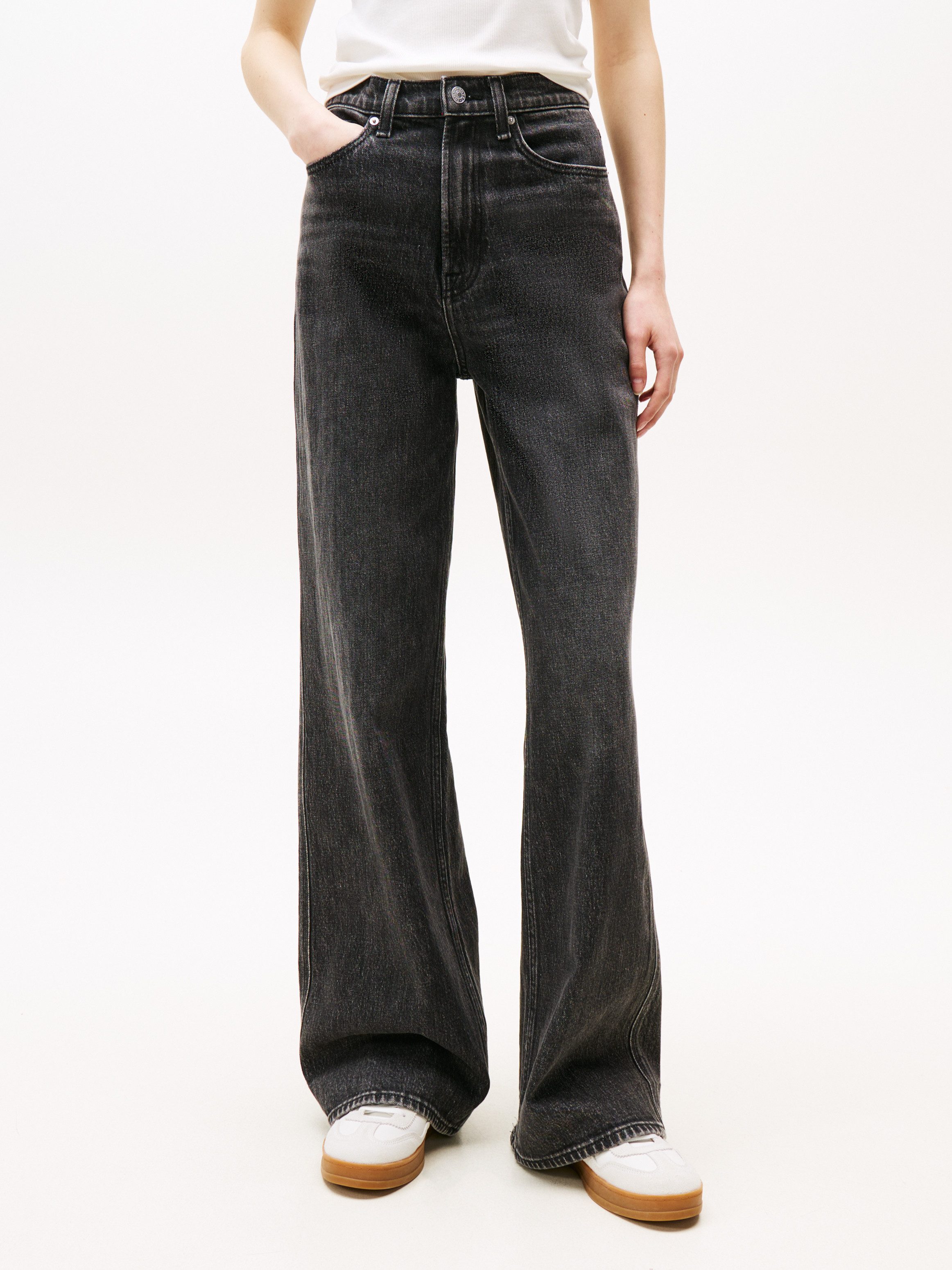 Tommy Jeans Weite Jeans Claire High Rise mit Logo-Badge