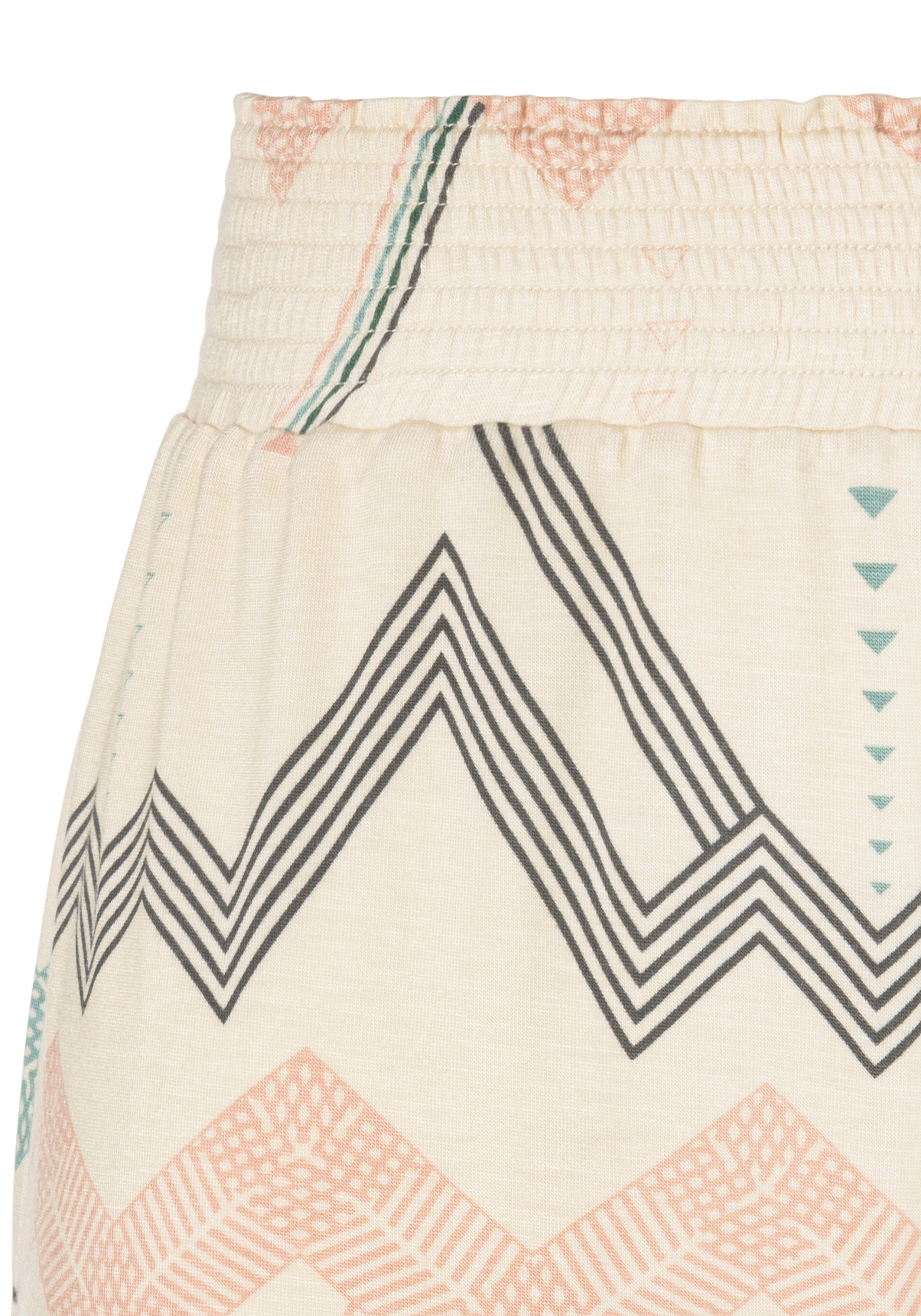 LASCANA Pyjamashorts mit grafischem Zick-Zack Muster