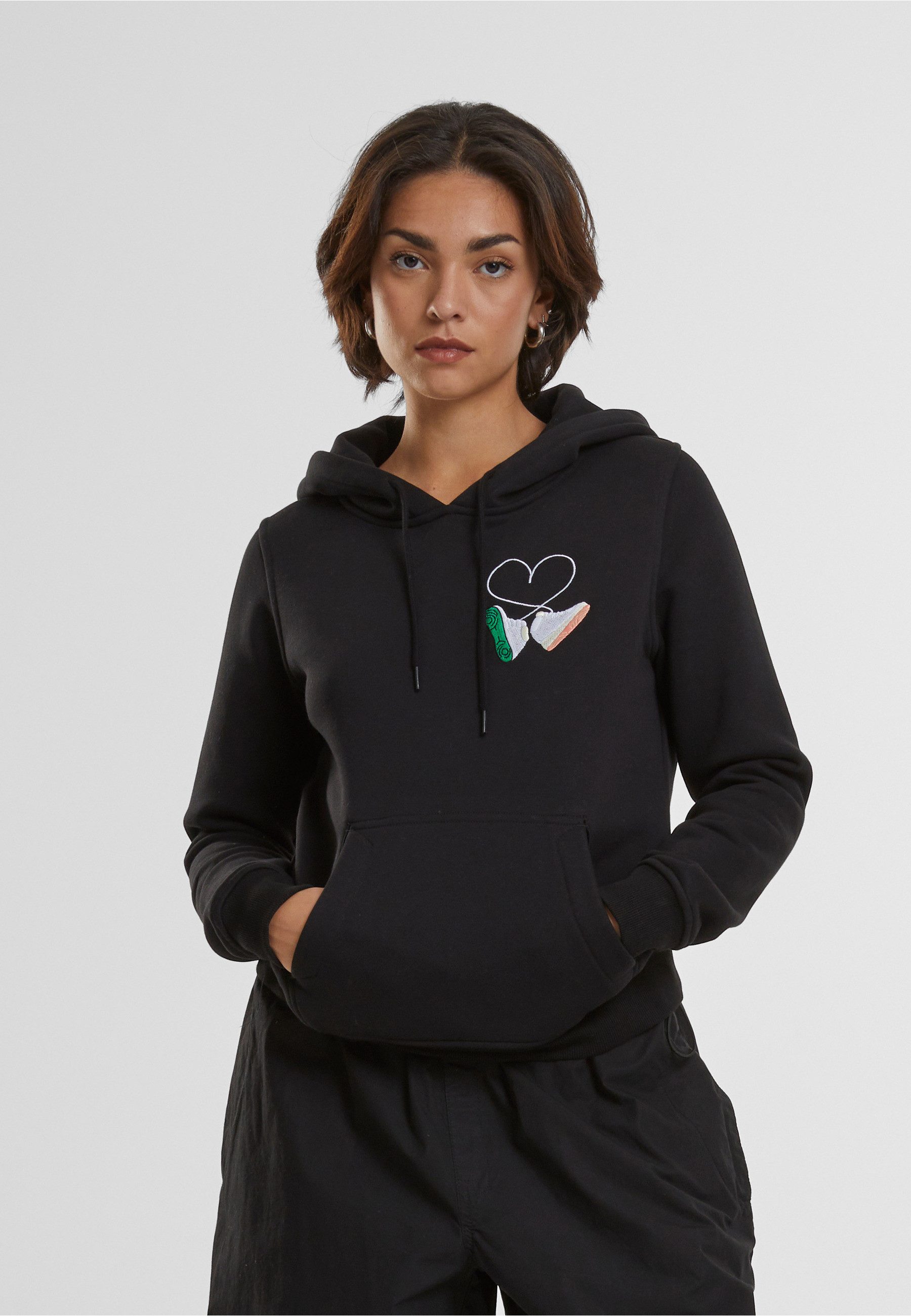 MisterTee Kapuzenpullover MisterTee Ladies Kicks Love EMB Hoody (1-tlg)