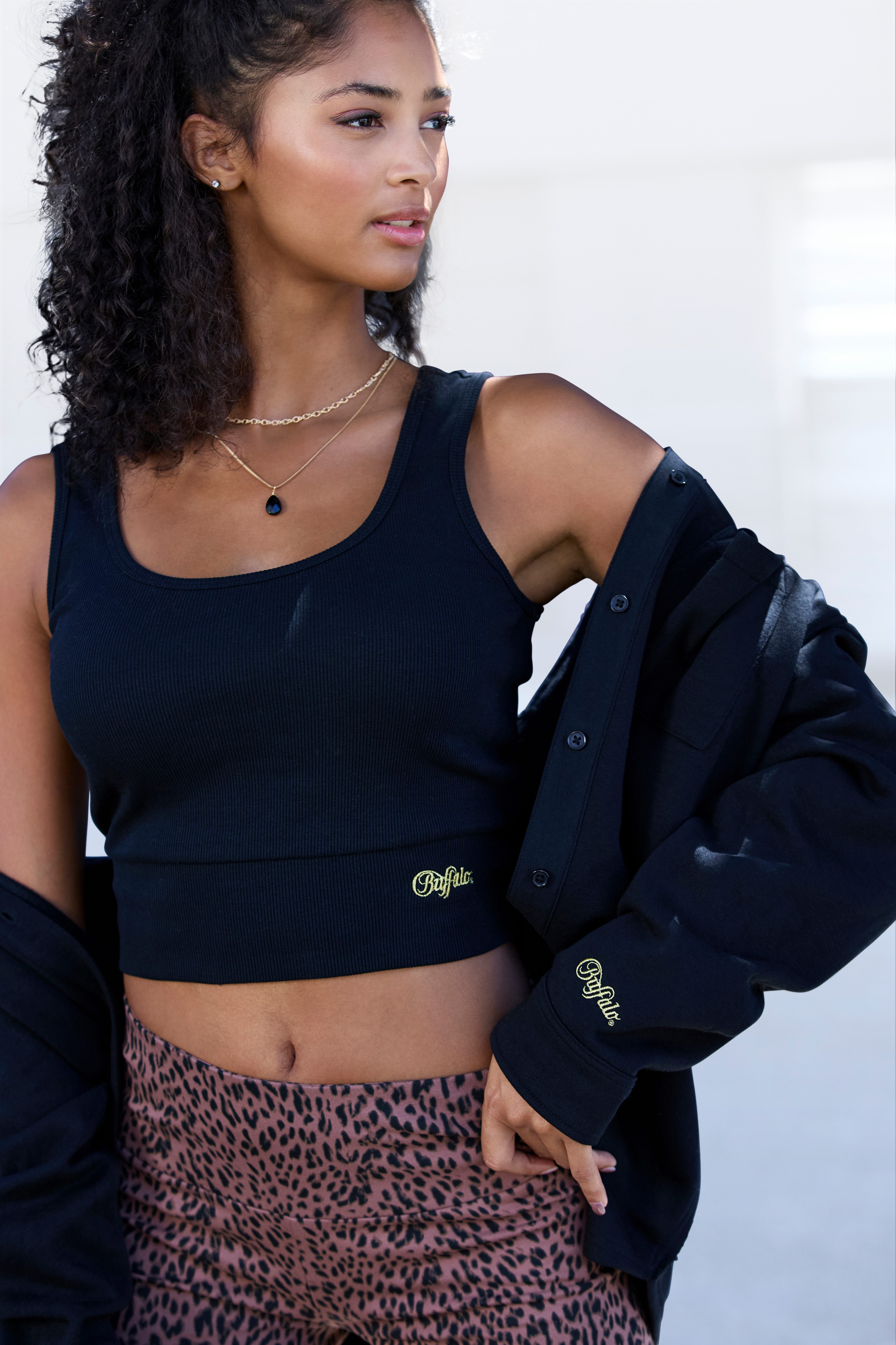 Buffalo Crop-Top in Rippstruktur mit breitem Bund