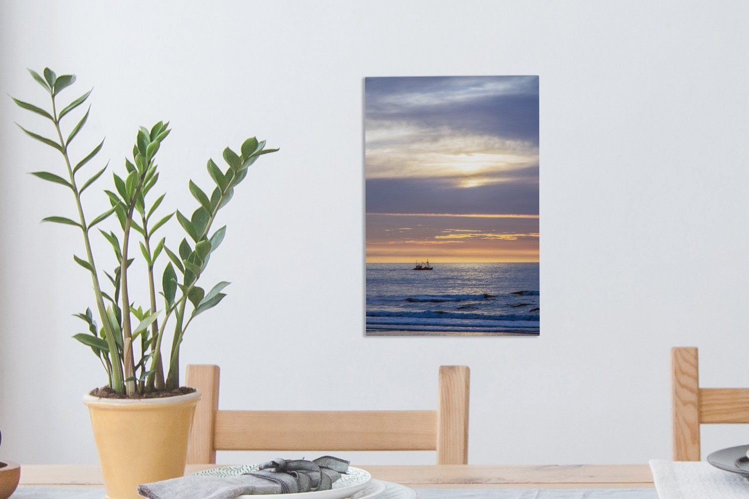 OneMillionCanvasses® Leinwandbild Sonnenuntergang über der Zackenaufhänger, bespannt in fertig St), Friesland, 20x30 Gemälde, inkl. cm (1 Leinwandbild Nordsee