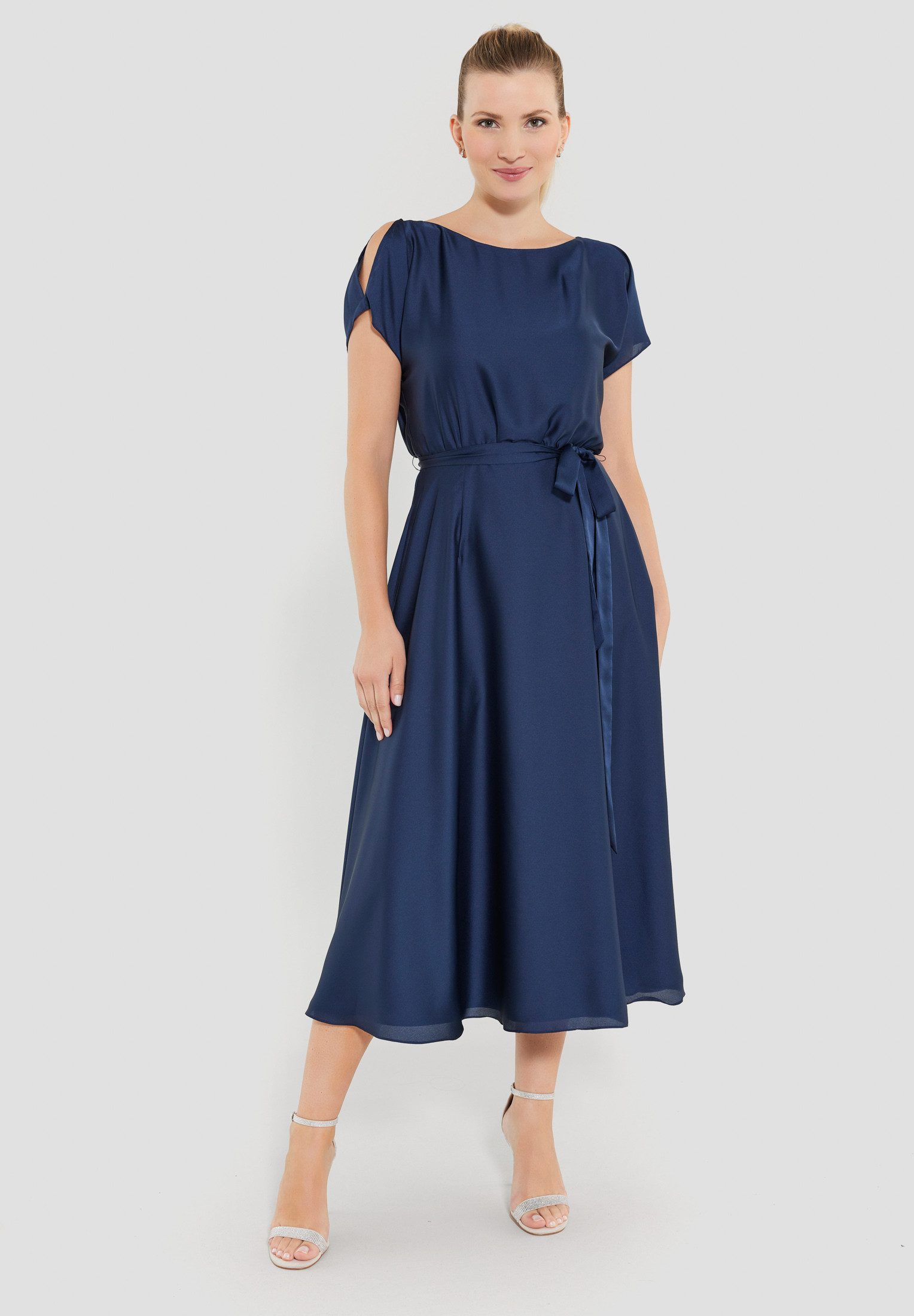 SWING Cocktailkleid - Cocktailkleid aus Satinchiffon Kurzarm