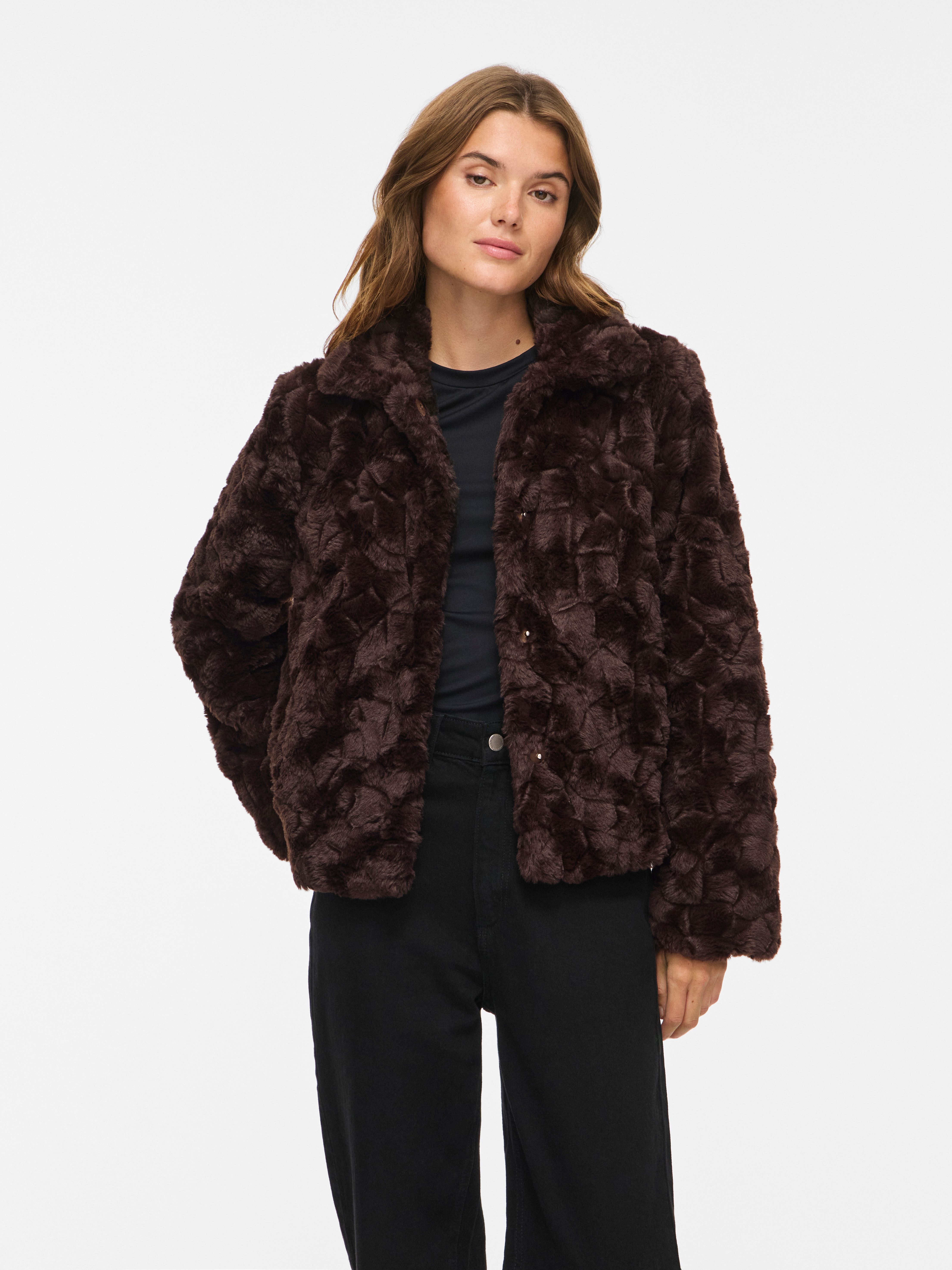 Vila Kurzjacke VIDORTE NEW L/S JACKET/PB Aus Kunstfell mit Knopfleiste