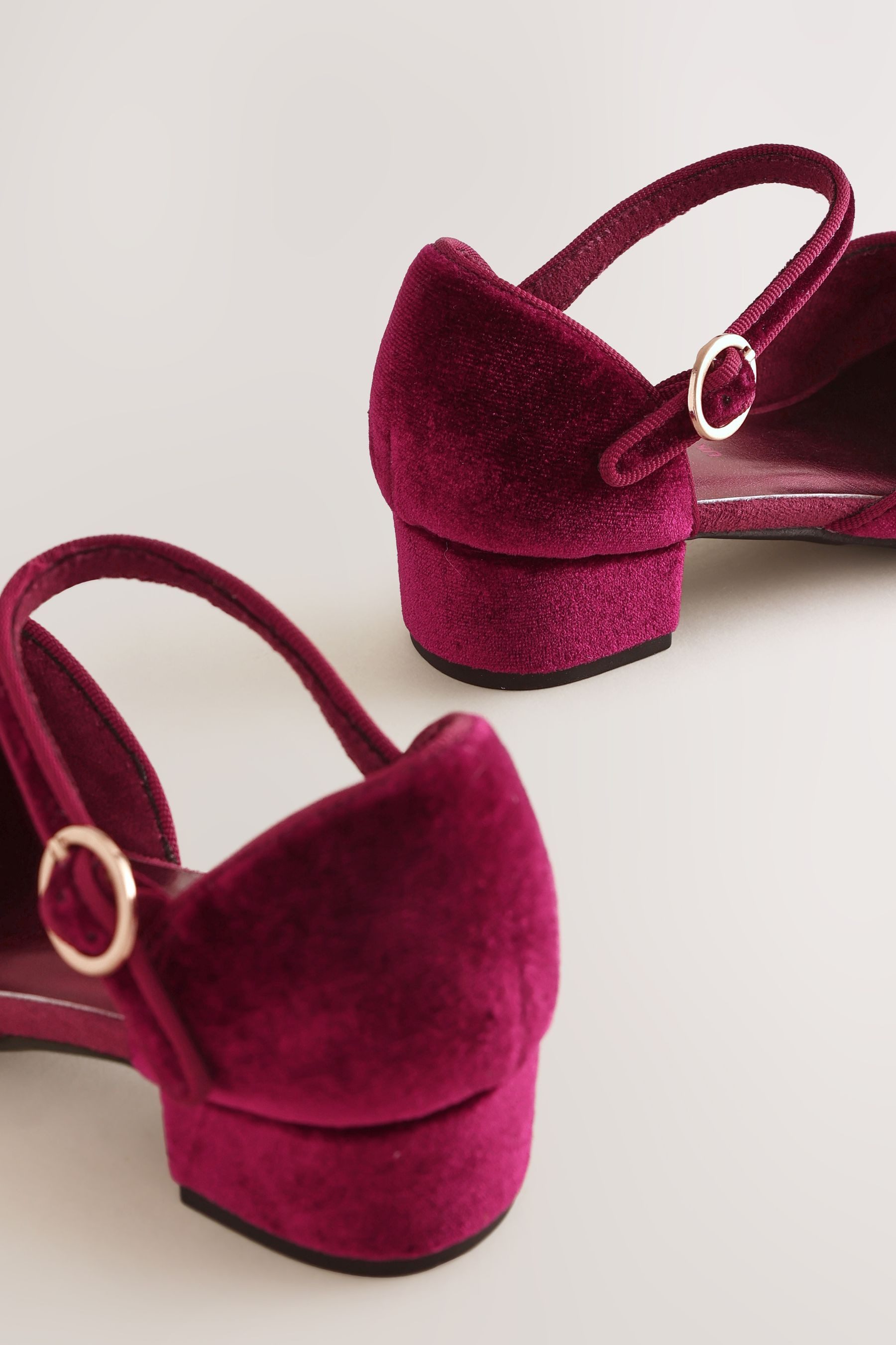 Next Festliche Schuhe mit niedrigem Absatz Sandalette – Bild 4 von 5