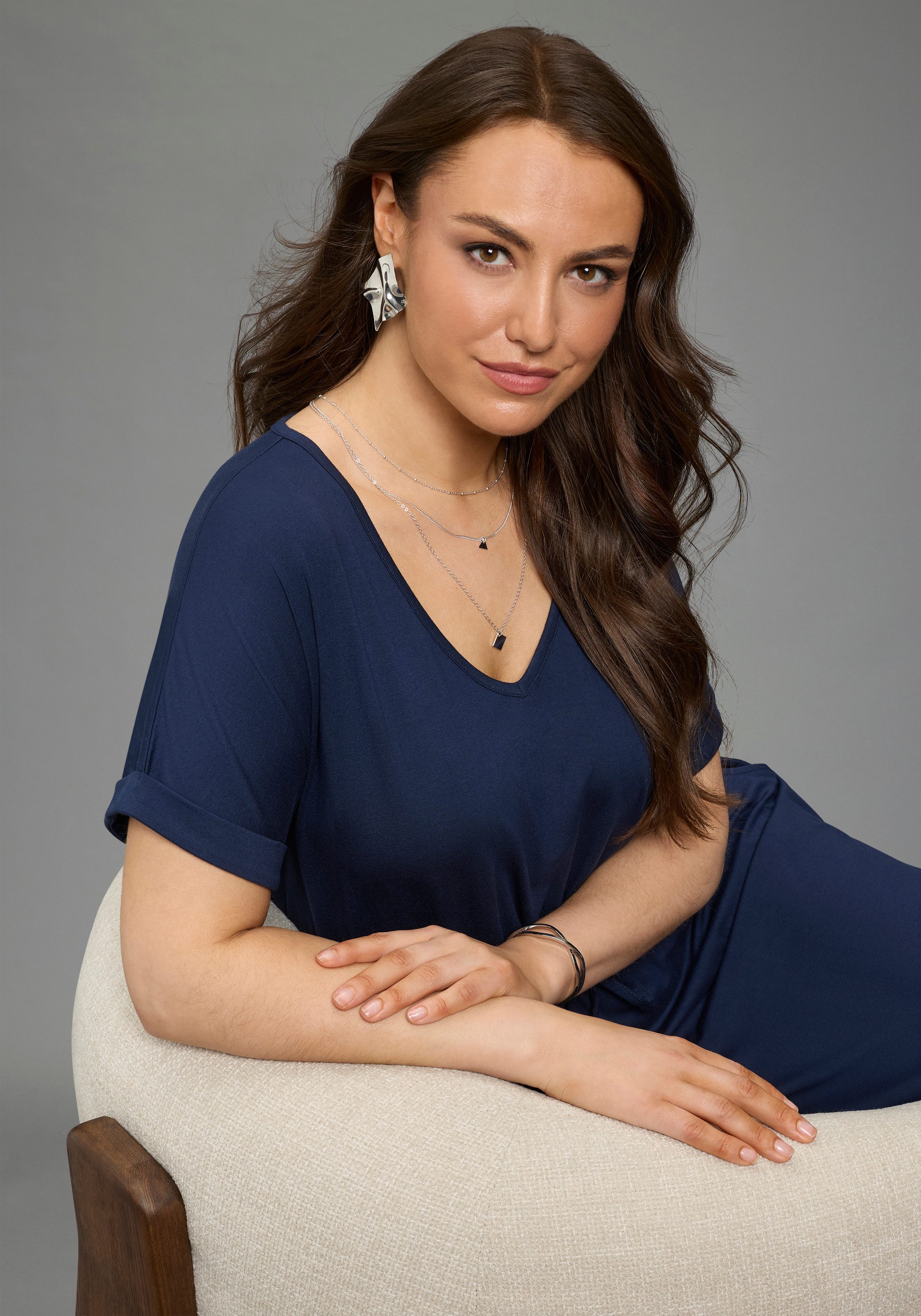 Laura Scott CURVE Jerseykleid in Midilänge, V-Ausschnitt, praktische Eingrifftaschen