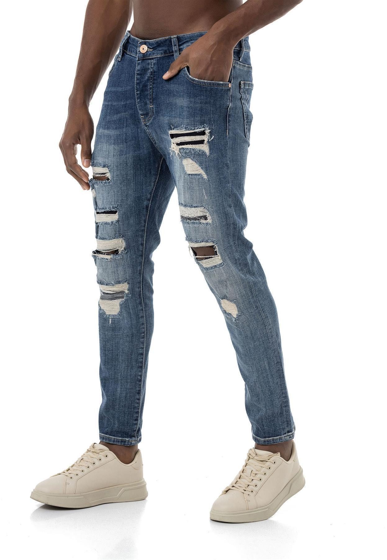 RedBridge Destroyed-Jeans im praktischen 5-Pocket-Style 5-Pocket-Style