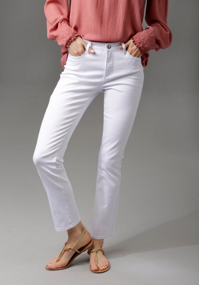 Aniston CASUAL Bootcut-Jeans in knöchelfreier Länge