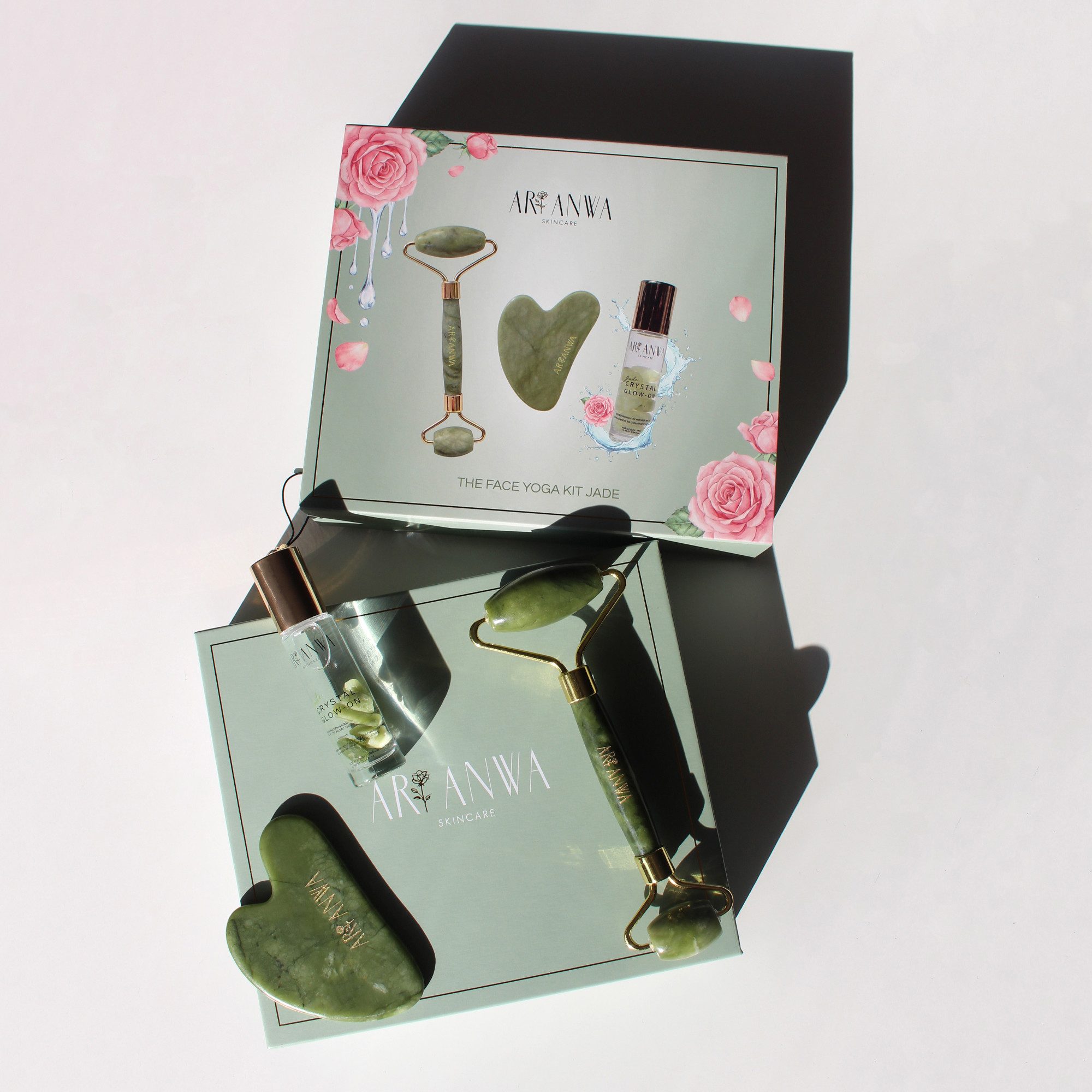 ARI ANWA Skincare Wellness-Pflegeset The Glow Kit Jade I Jade Roller + Gua Sha + Roll On mit Rosenwasser«