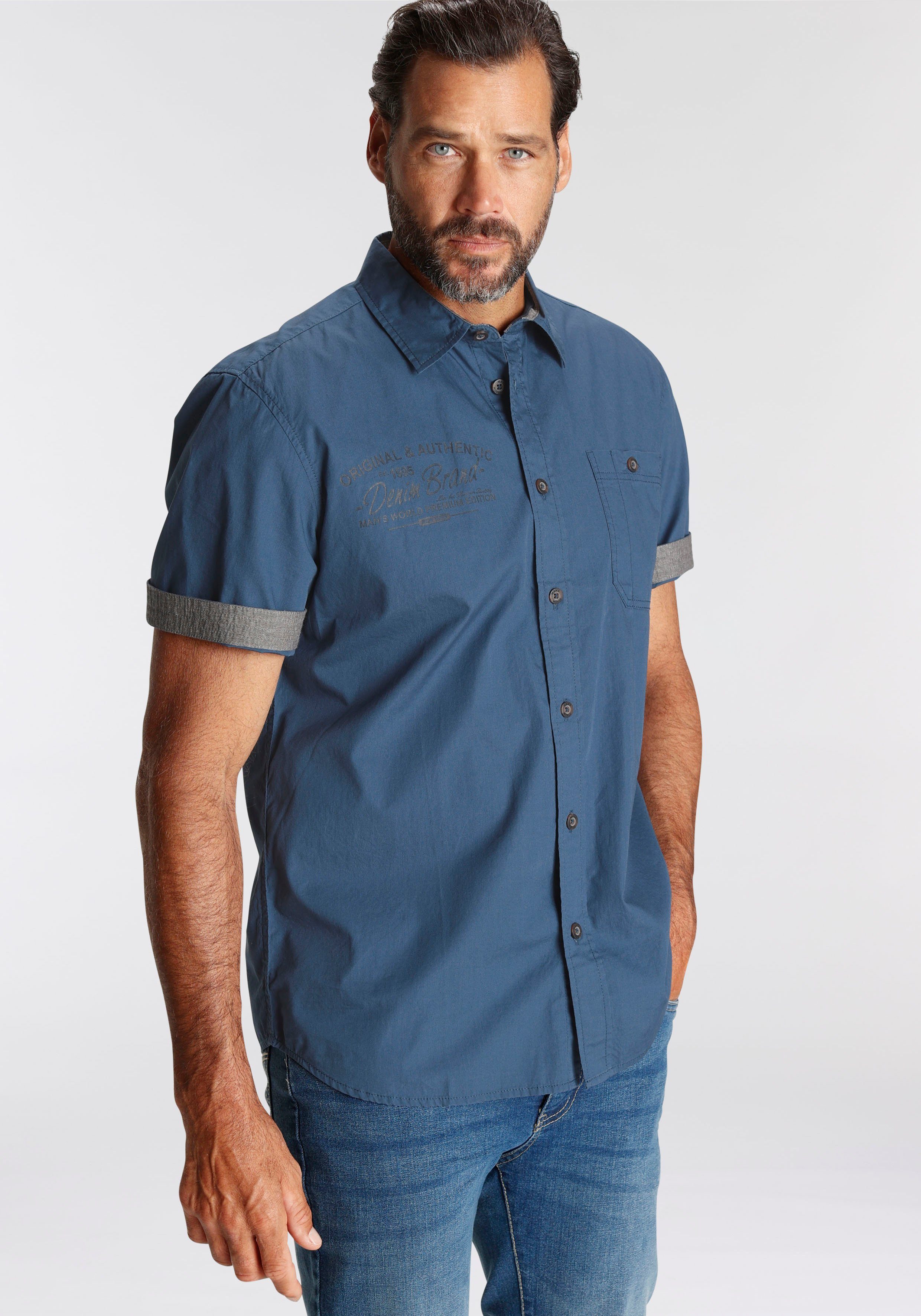 Man's World Kurzarmhemd mit kleinem Brustprint günstig online kaufen