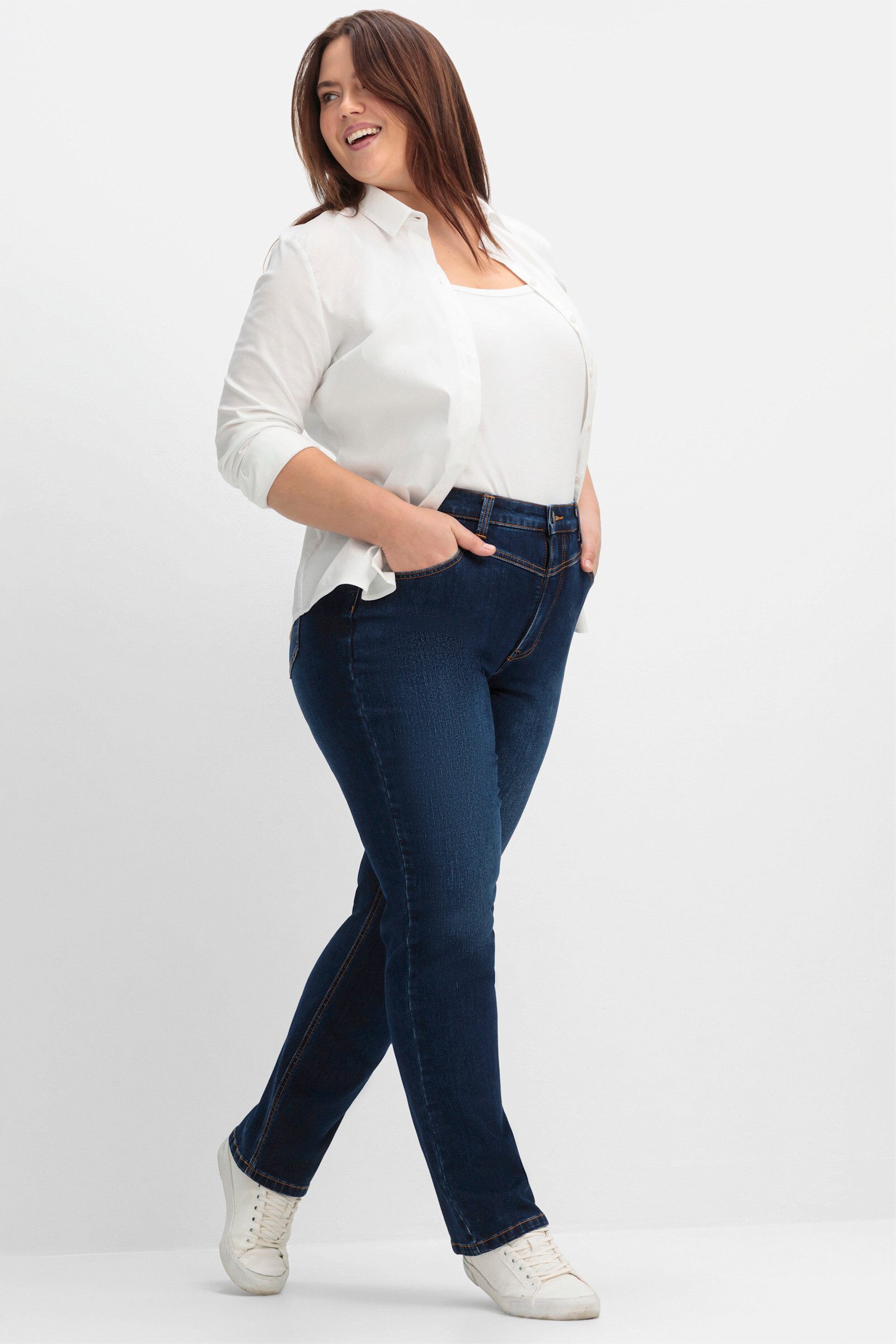 Sheego Bequeme Jeans Stretch-Jeans mit Bodyforming-Effekt