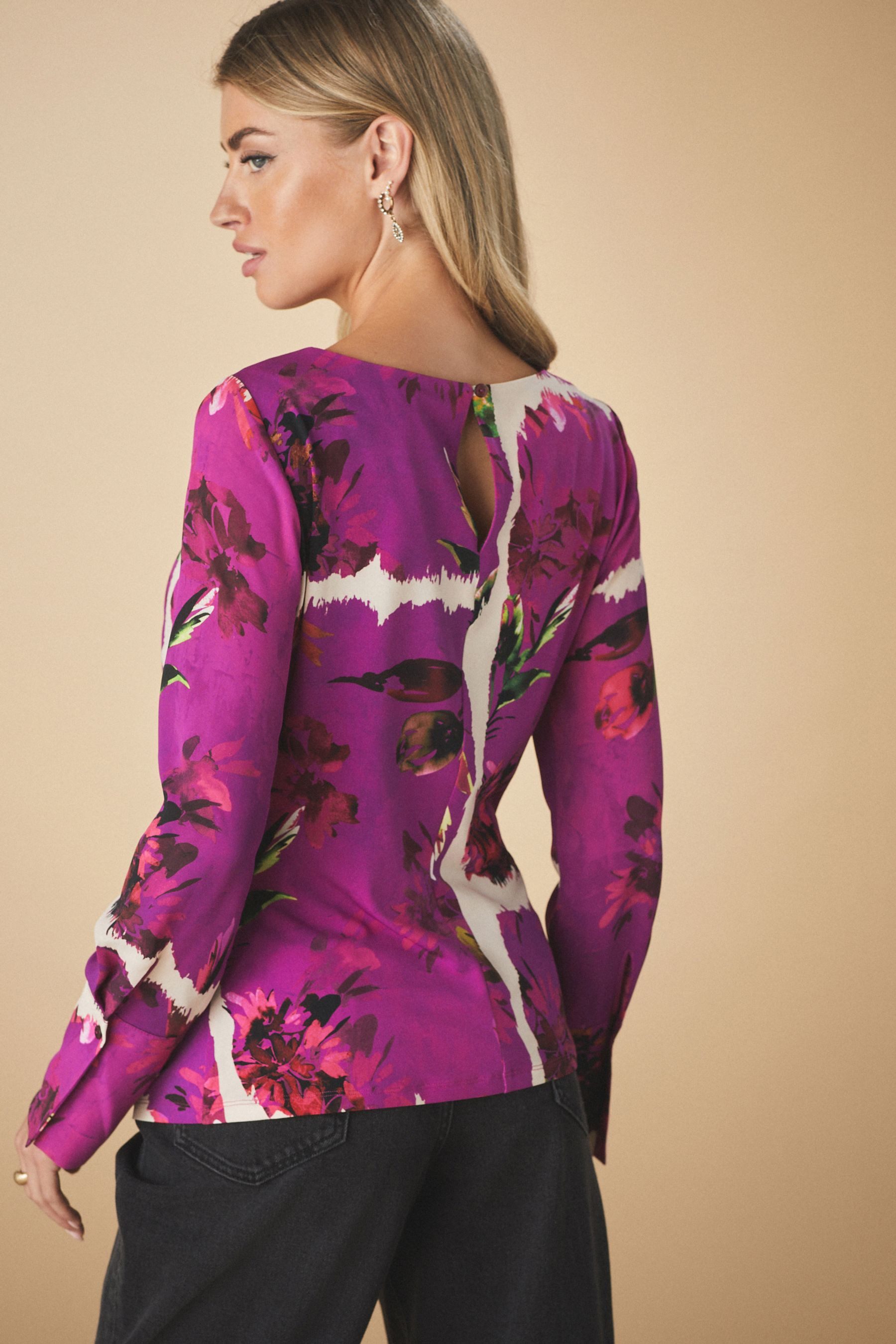 Next Langarmbluse Langärmelige Bluse mit Rüschendetails günstig online kaufen