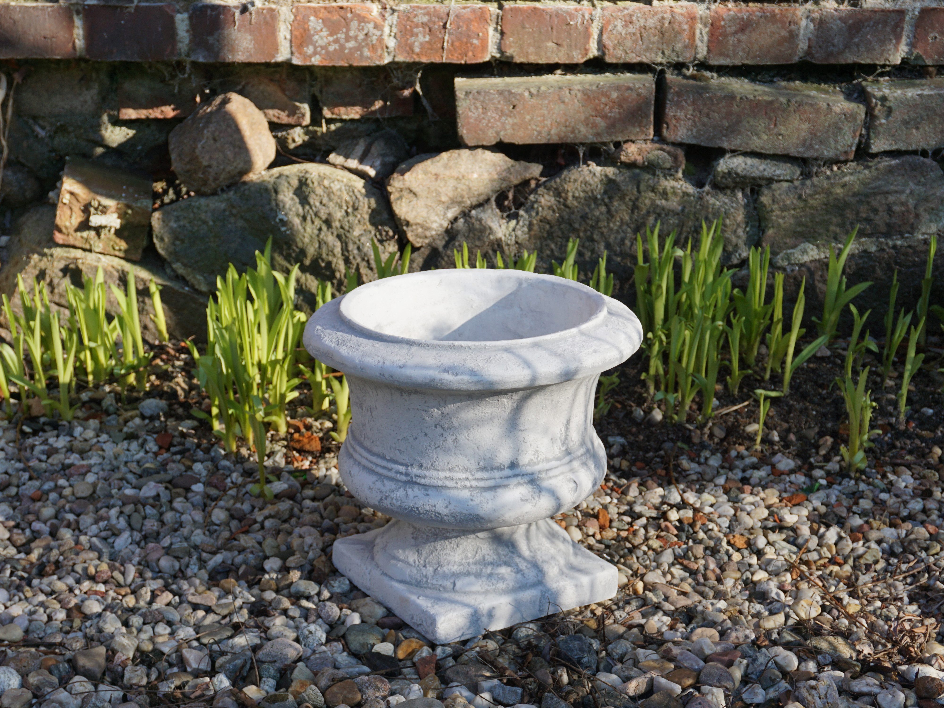 gartendekoparadies.de Pflanzkübel Rustikaler Pflanztrog Pflanzgefäß, H. 32 cm, 7 Liter, 14 kg, Frostsicher