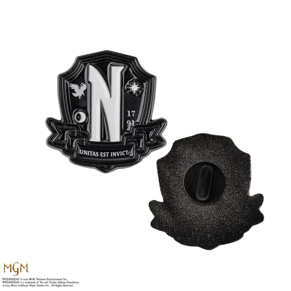 Cinereplicas Anstecknadel Wednesday Ansteck-Pins 2er-Pack Nevermore Academy