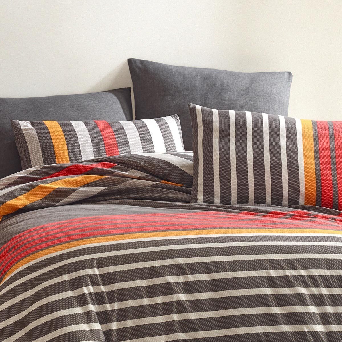 TRAUMSCHLAF Bettwäsche Rhea, Renforce, 3 teilig, moderne Streifen günstig online kaufen
