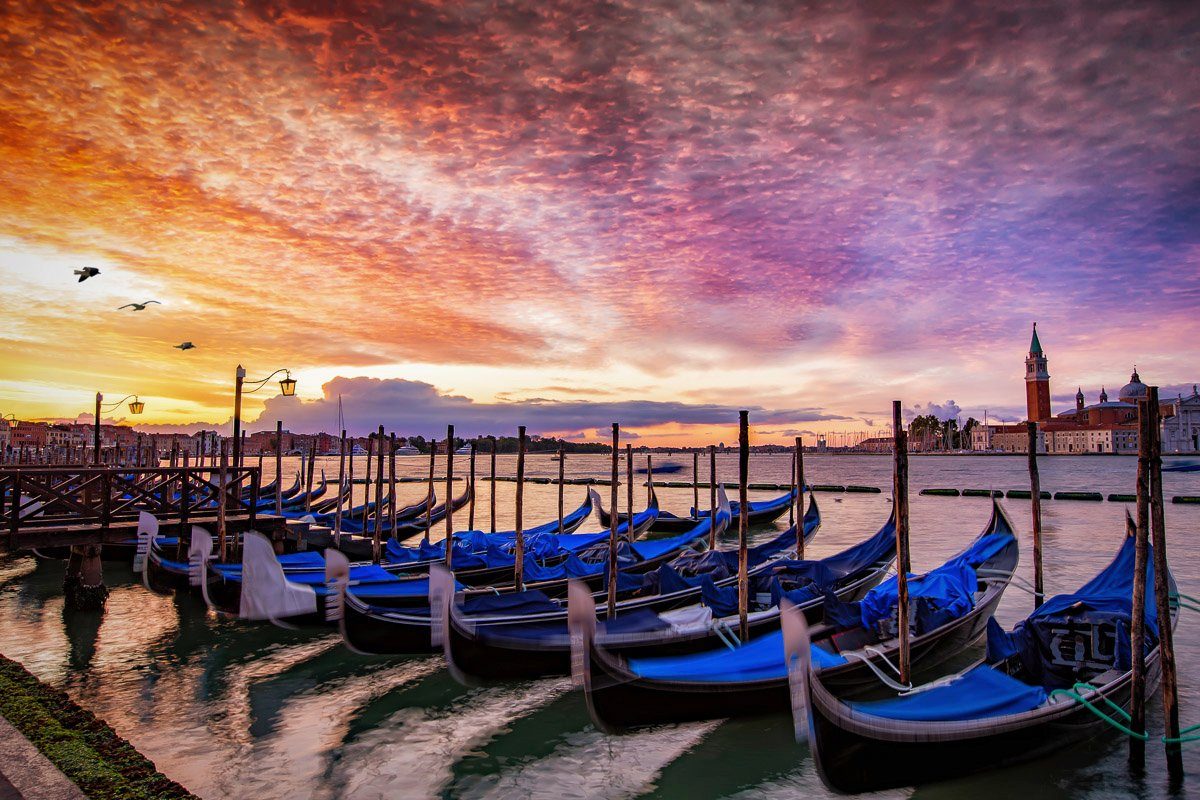 Papermoon Fototapete Venedig Boote