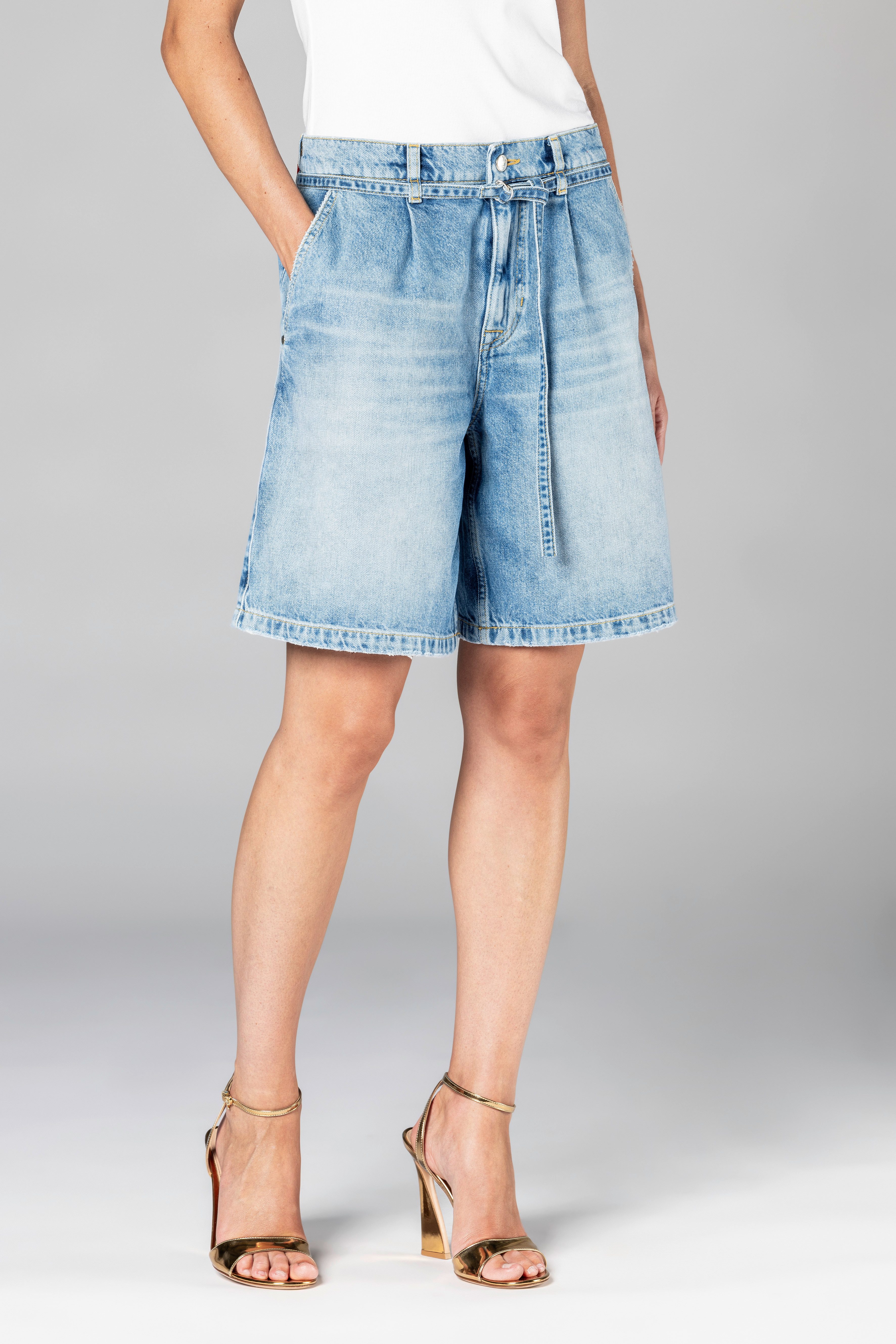 Joop Jeans Bermudas Eike mit filigranen Taillengürtel