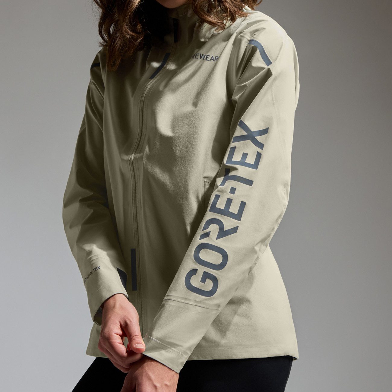 GORE® Wear Laufjacke Gore Wear Concurve GORE-TEX Logo Jacket Damen Tech Beige Black