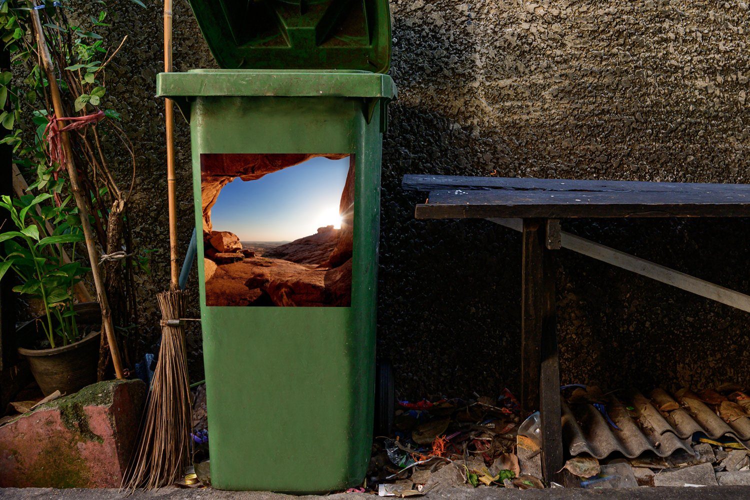 MuchoWow Mülltonne, Wandsticker Sonne - Container, St), Mülleimer-aufkleber, Höhle Sticker, (1 Wüste - Landschaft Abfalbehälter -