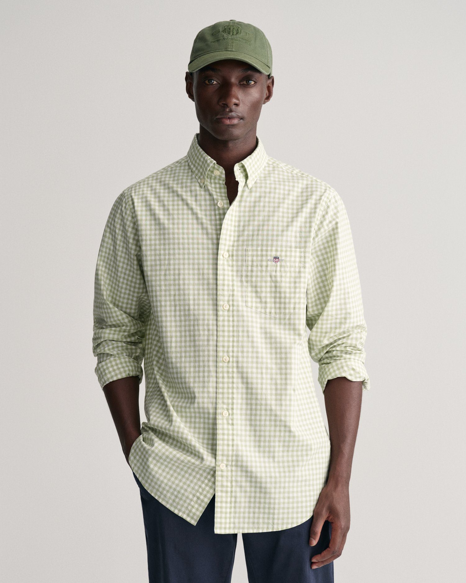 Gant Langarmhemd REG POPLIN GINGHAM SHIRT mit Logostickerei auf der Brust