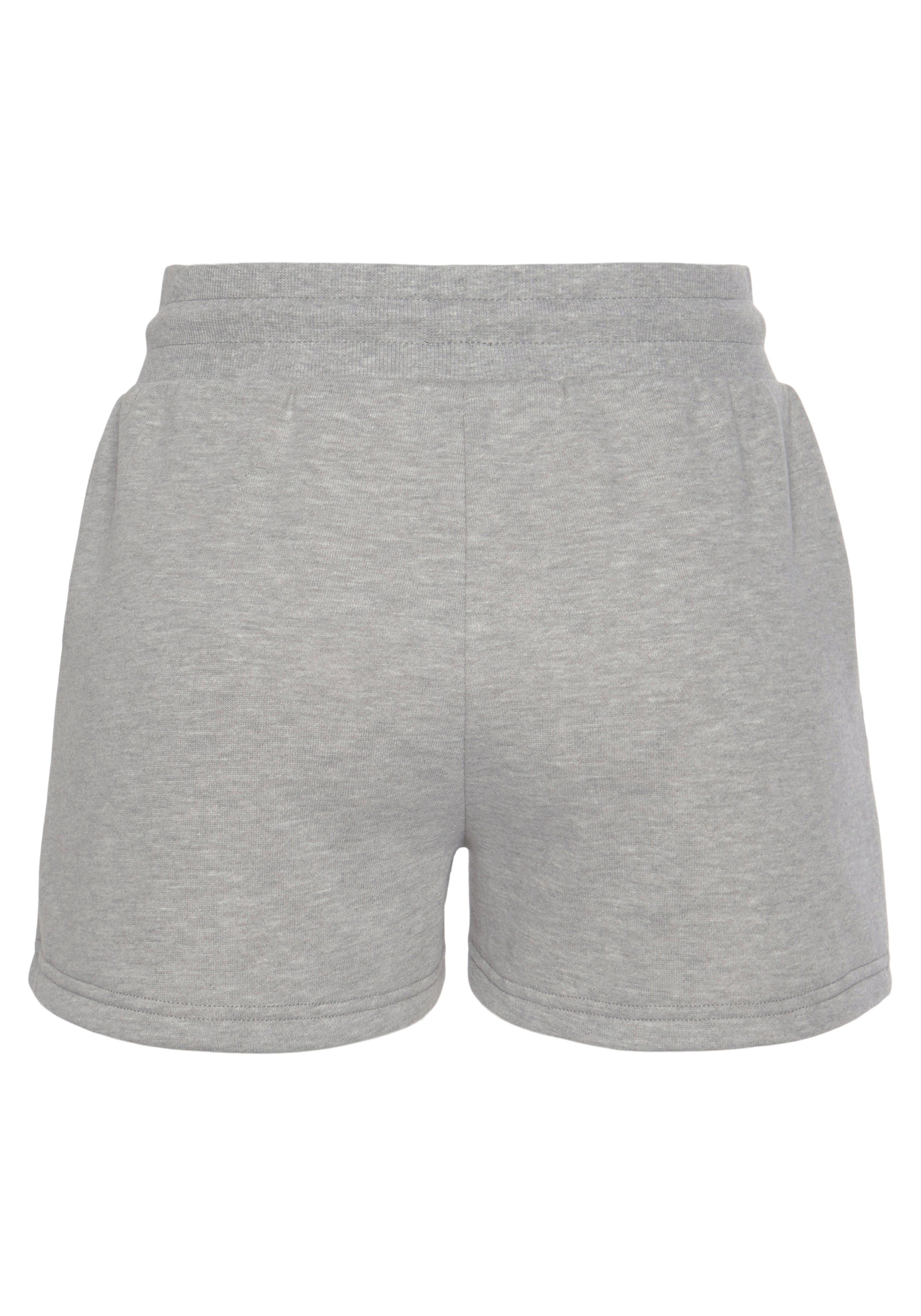 Pride Regenbogen-Label Relaxshorts LASCANA grau-meliert mit