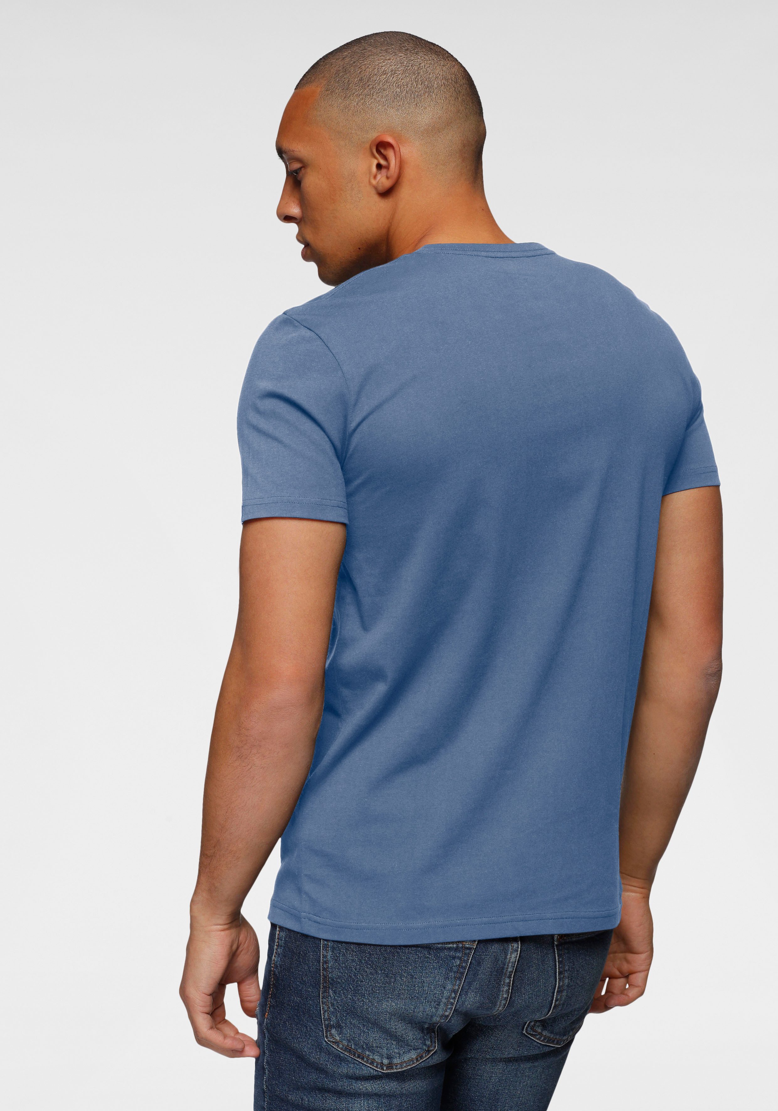 Converse T-Shirt UNISEX CONVERSE GO-TO STAR CHEVRON LOGO STANDARD FIT T-SHIRT (1-tlg)