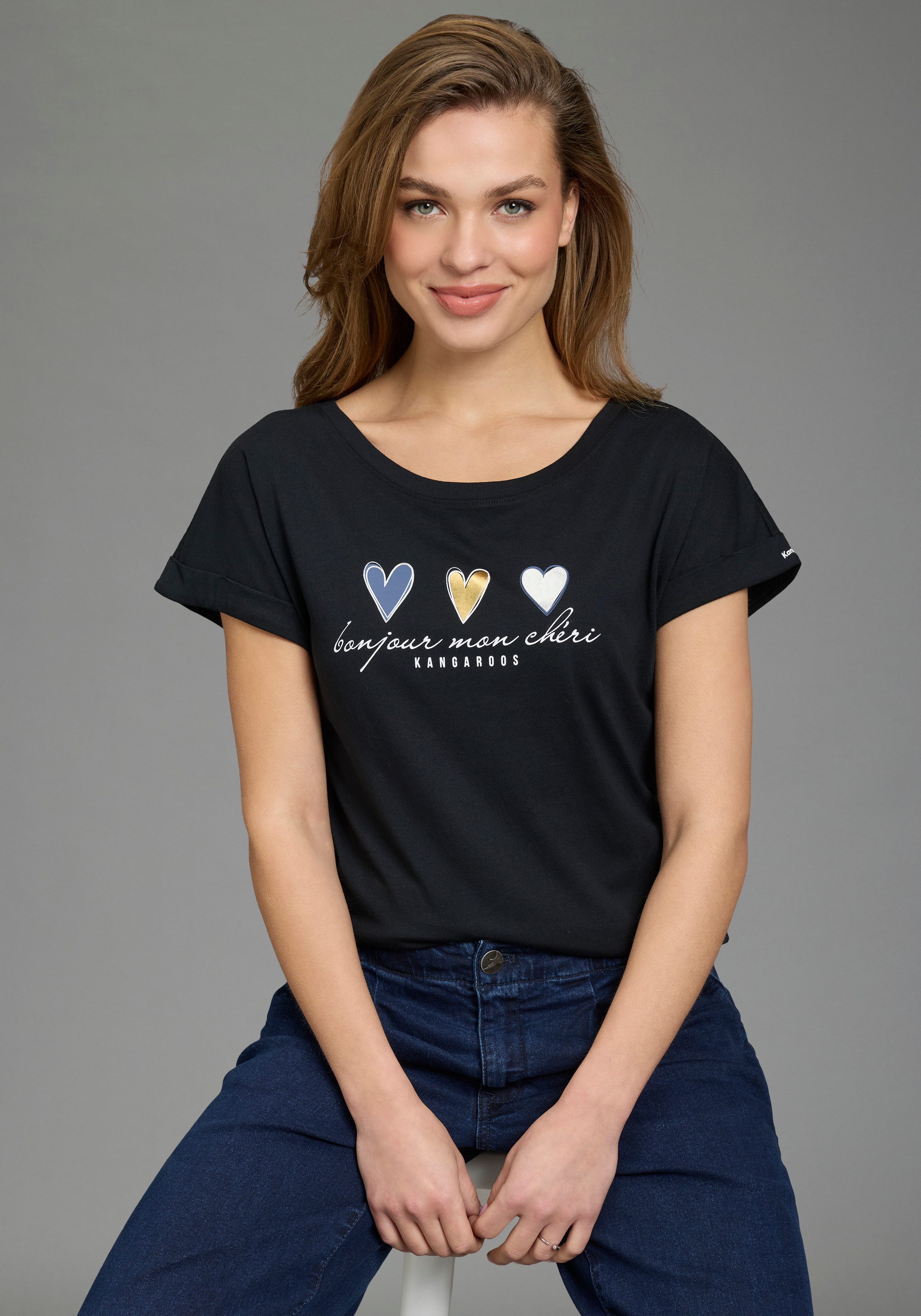 KangaROOS Kurzarmshirt mit süßen Herz-Logodruck