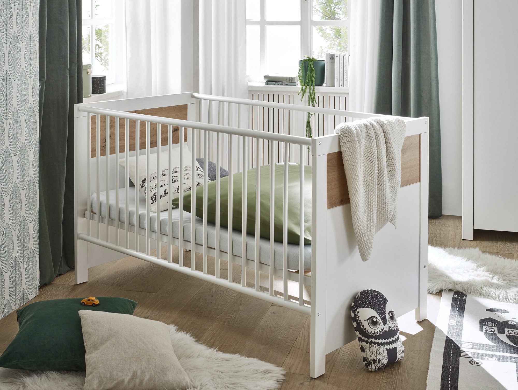 Moebel-Eins Babybett