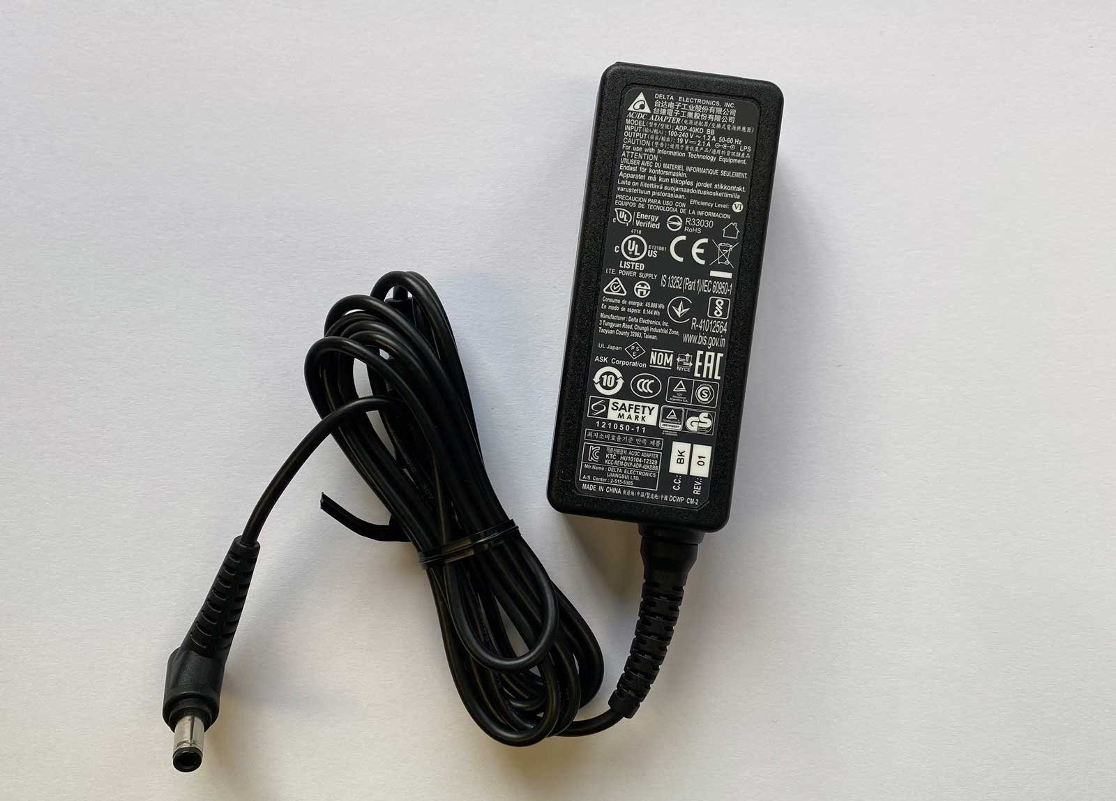 Acer Notebook Netzteil Delta ADP-40KD-BB 19V/2.1A/40W 5.5/2.5mm bulk Notebook-Netzteil
