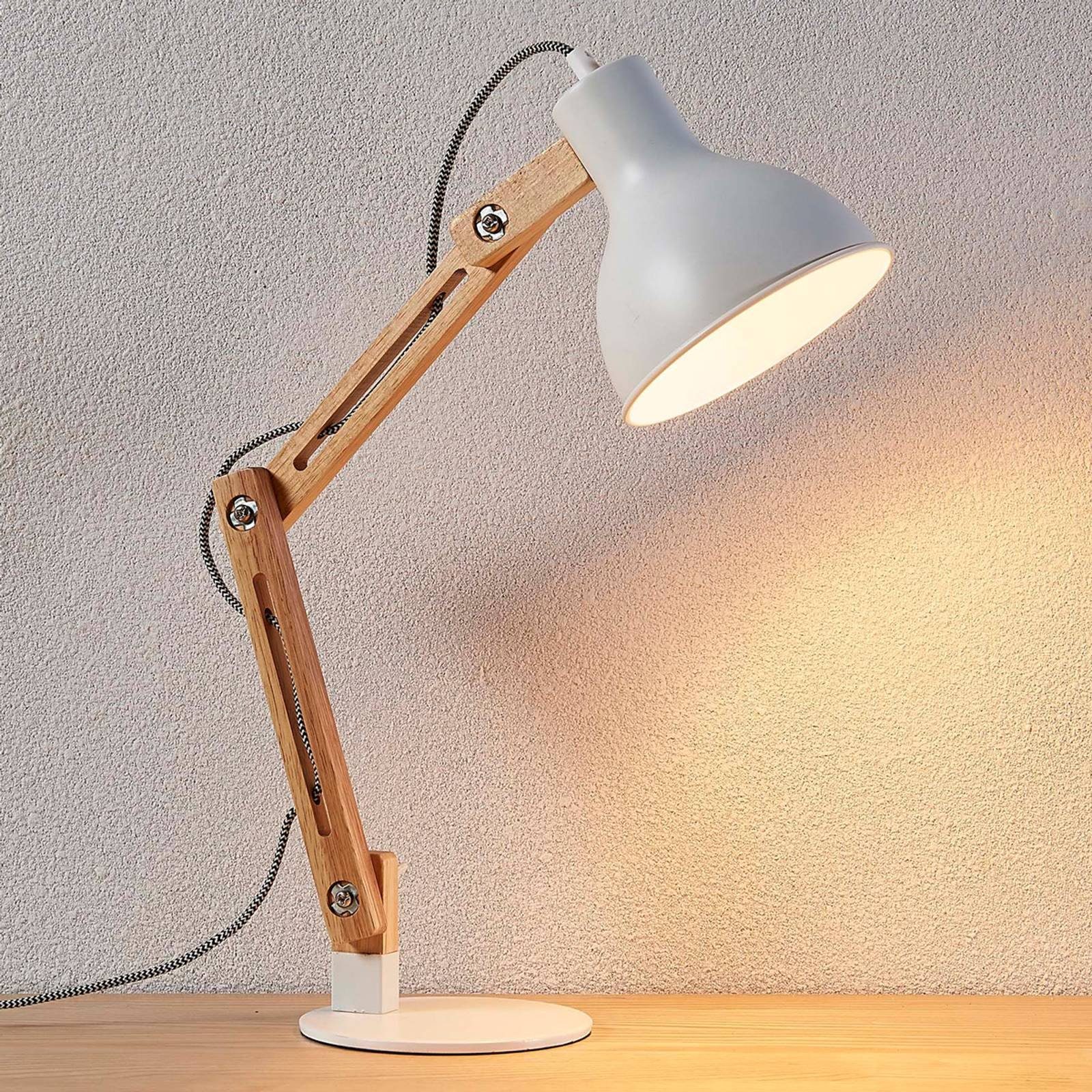 Lindby Schreibtischlampe Shivanja, Holz IP20, 1 x 15 W LED