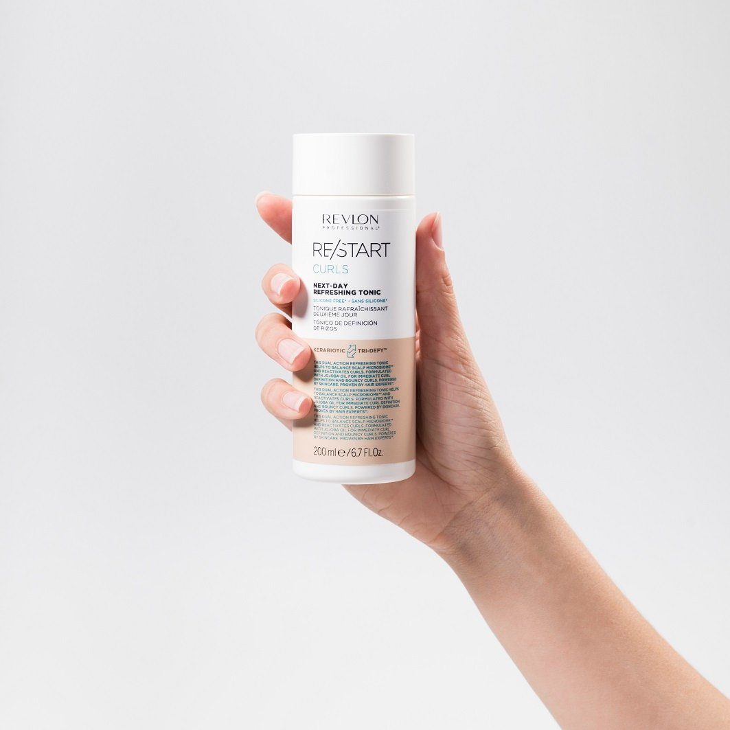 REVLON PROFESSIONAL Haartonikum RE/START CURLS NEXT-DAY FEFRESHING TONIC, Wiederbelebung von Locken und Wellen am zweiten Tag.