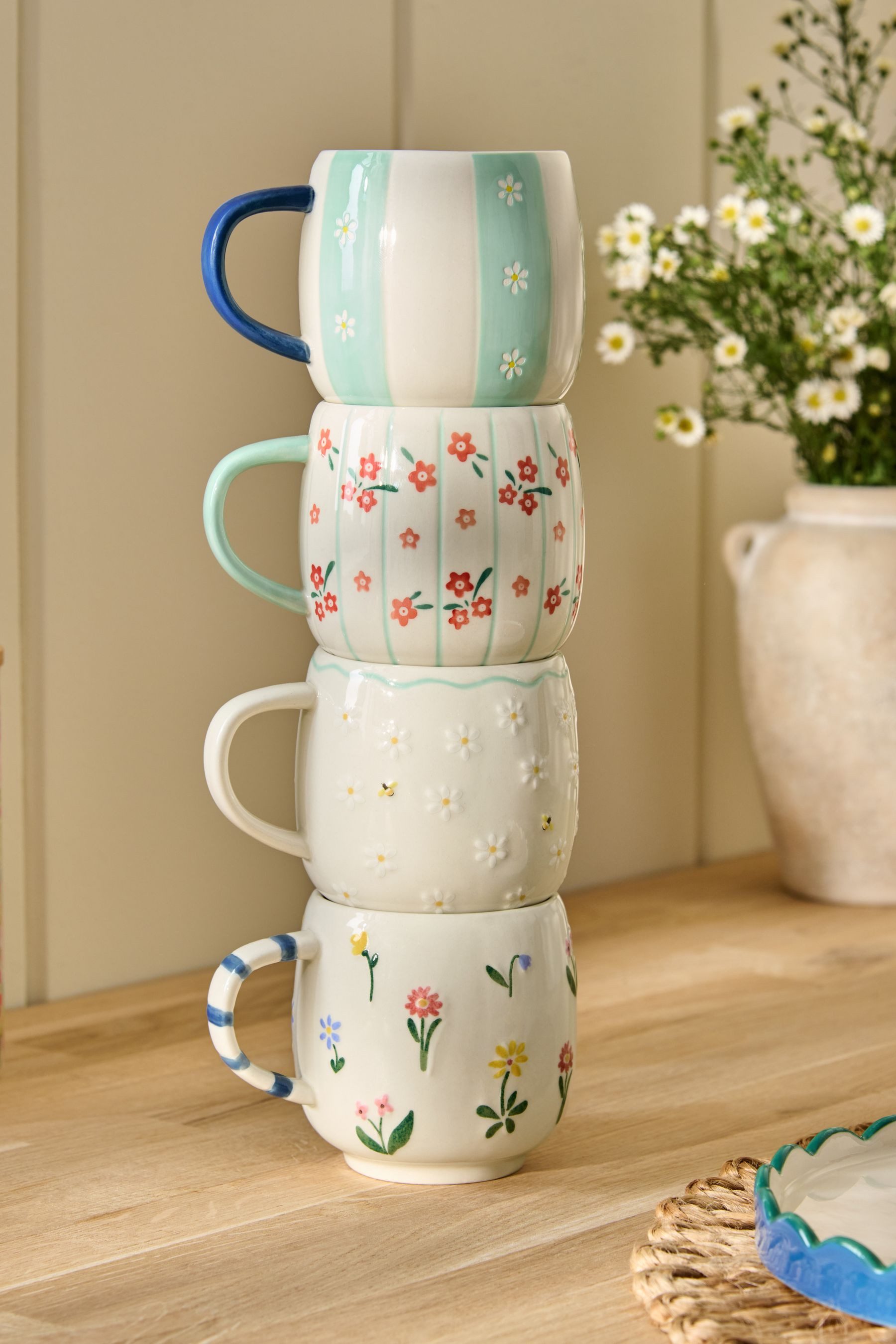 Next Becher 4er-Set Maisie Stapeltassen mit Blumenmuster, 1-tlg., Steingut