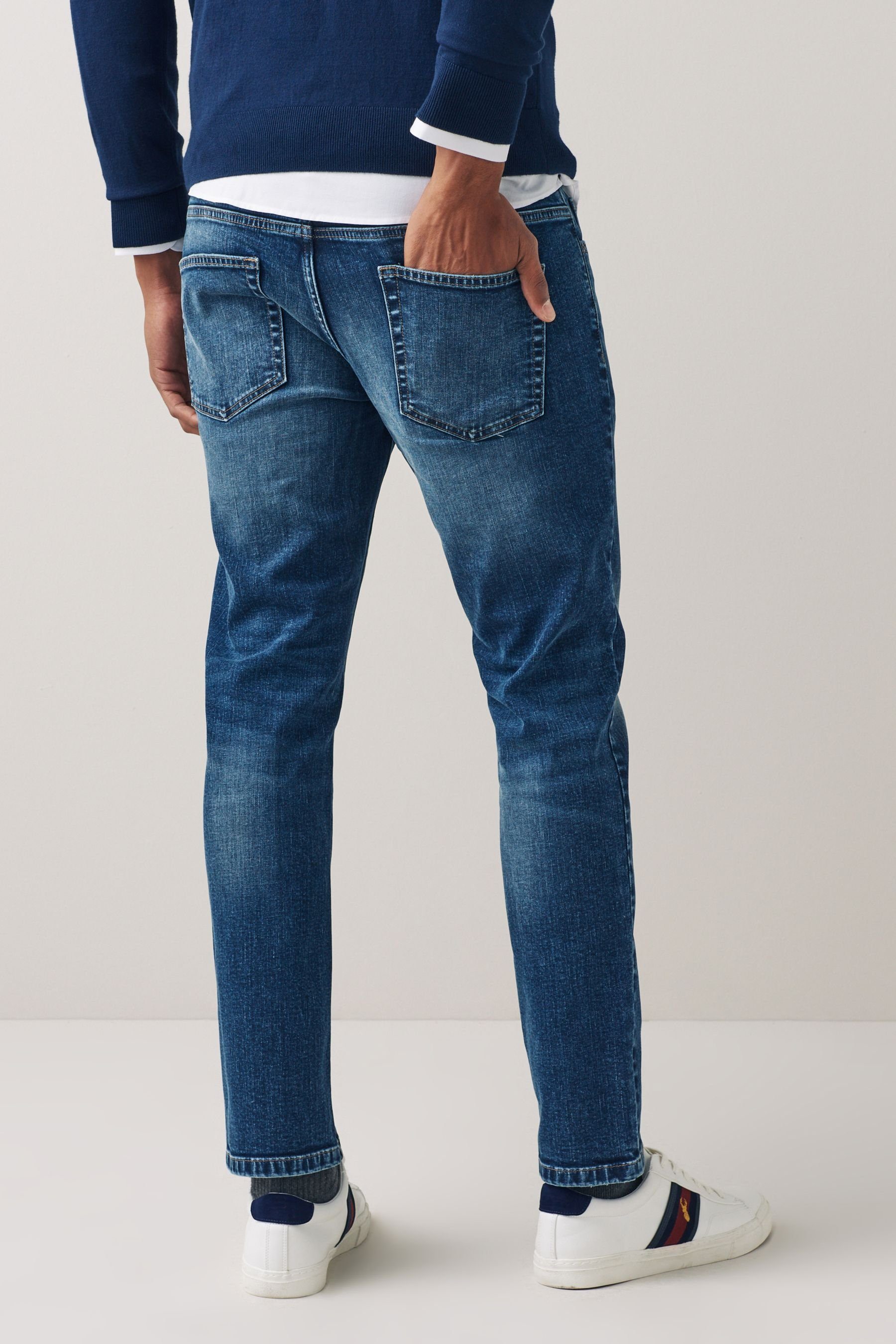 Next Slim-fit-Jeans Essential Slim Fit Stretch Jeans (1-tlg) Wash Blue mit