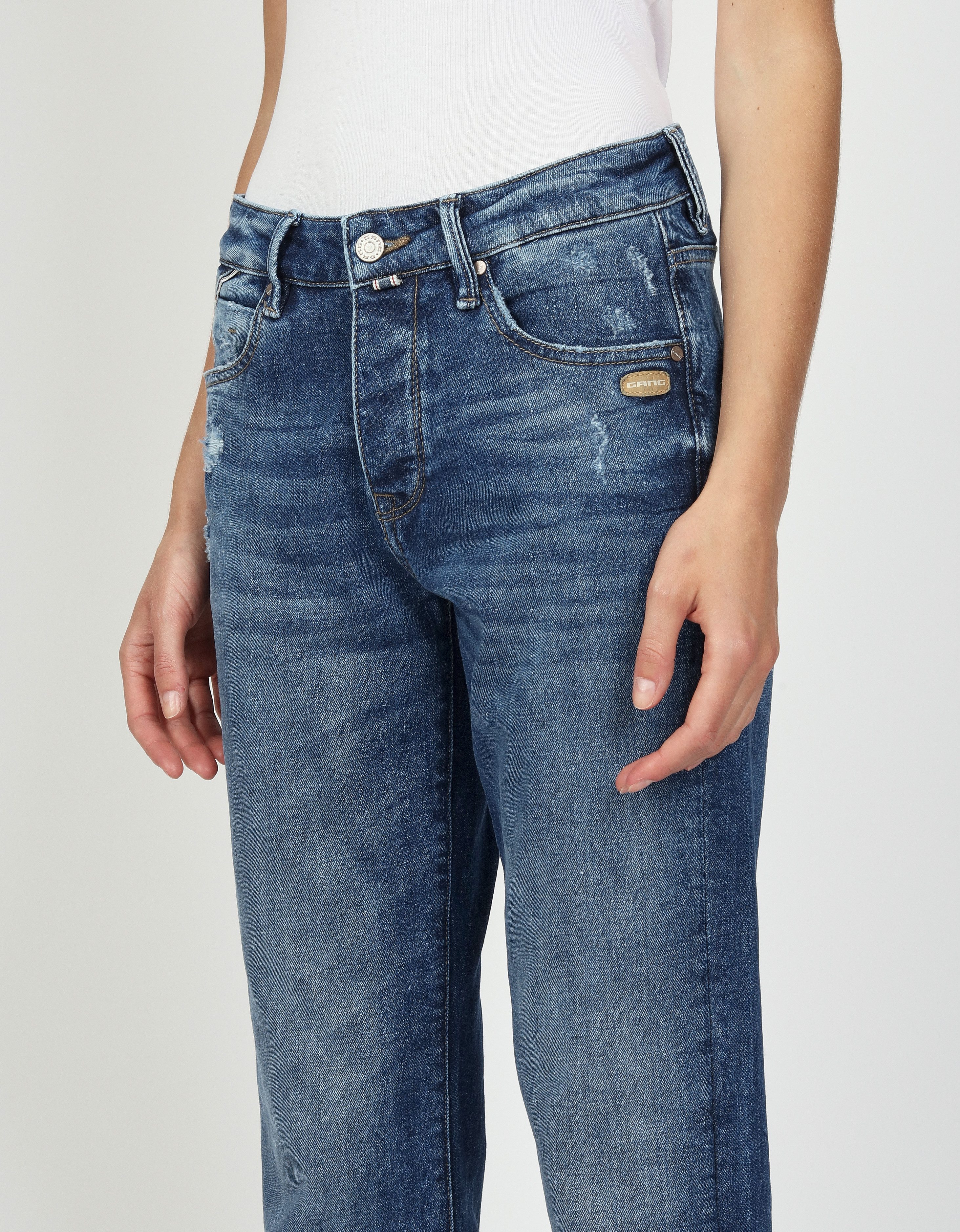 GANG Straight-Jeans 94THELMA mit Detail oberhalb der Münztasche