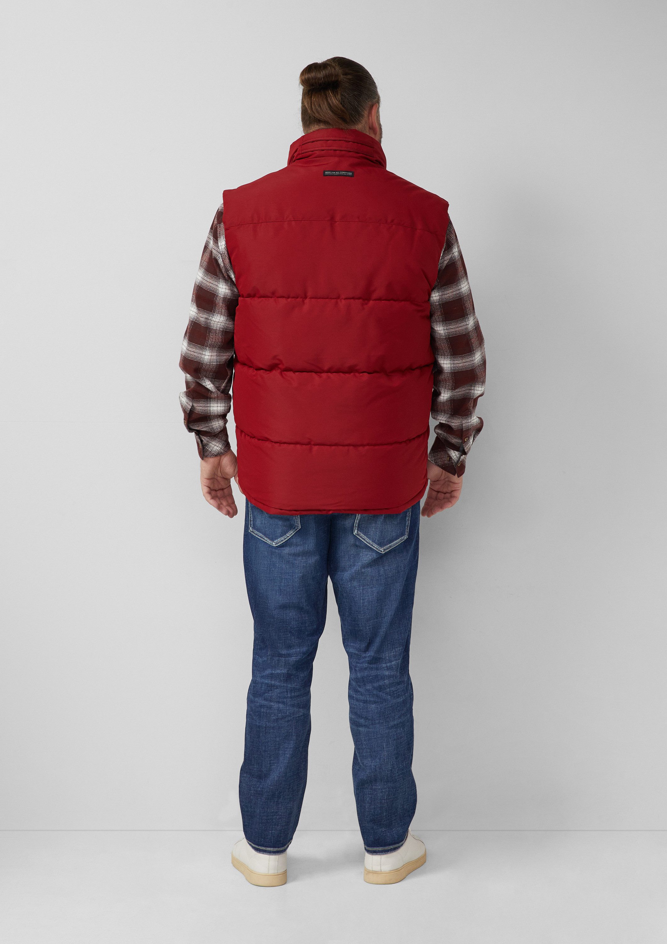 s.Oliver Outdoorjacke Outdoor-Weste Sportive Steppweste mit Logo-Details