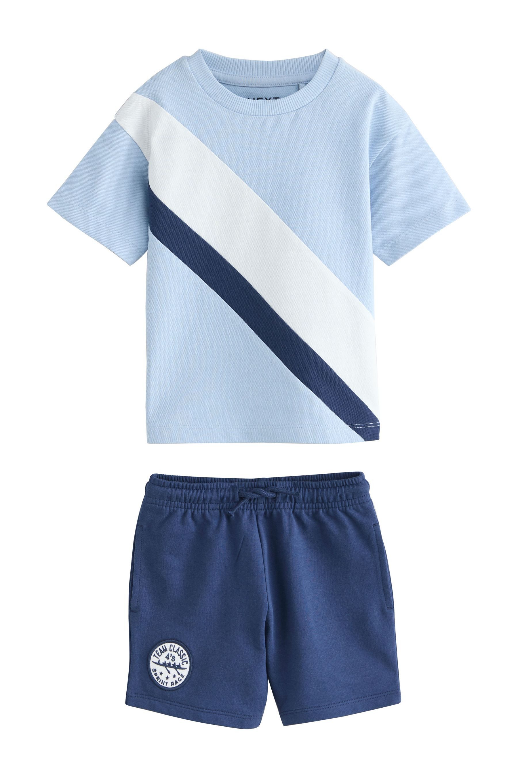 T-Shirt & Shorts Kurzärmeliges T-Shirt und Shorts im Set