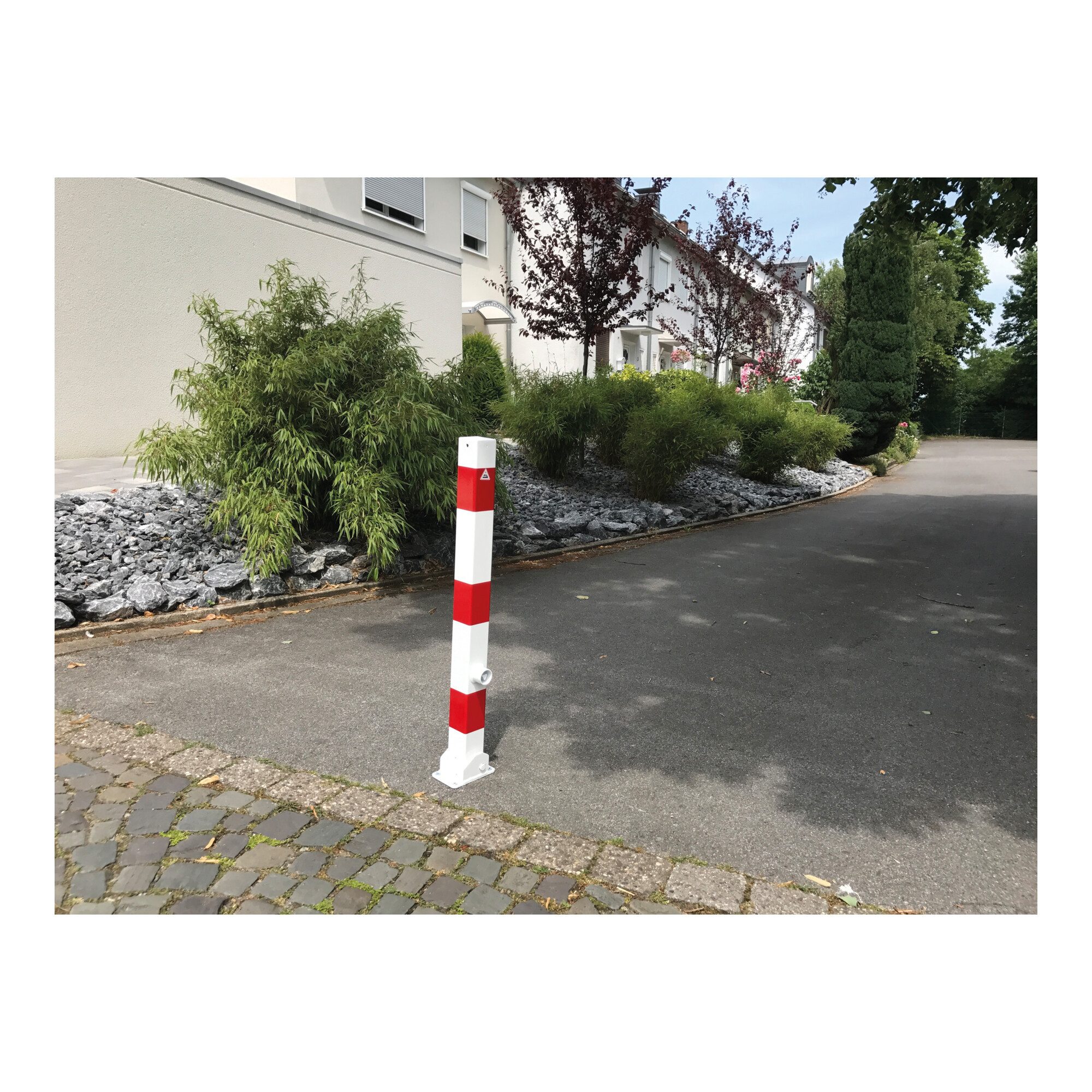 SCHAKE Verkehrsschild Schake Absperrpfosten Typ 470FUHB, umlegbar + Dreikantverschluß, zum