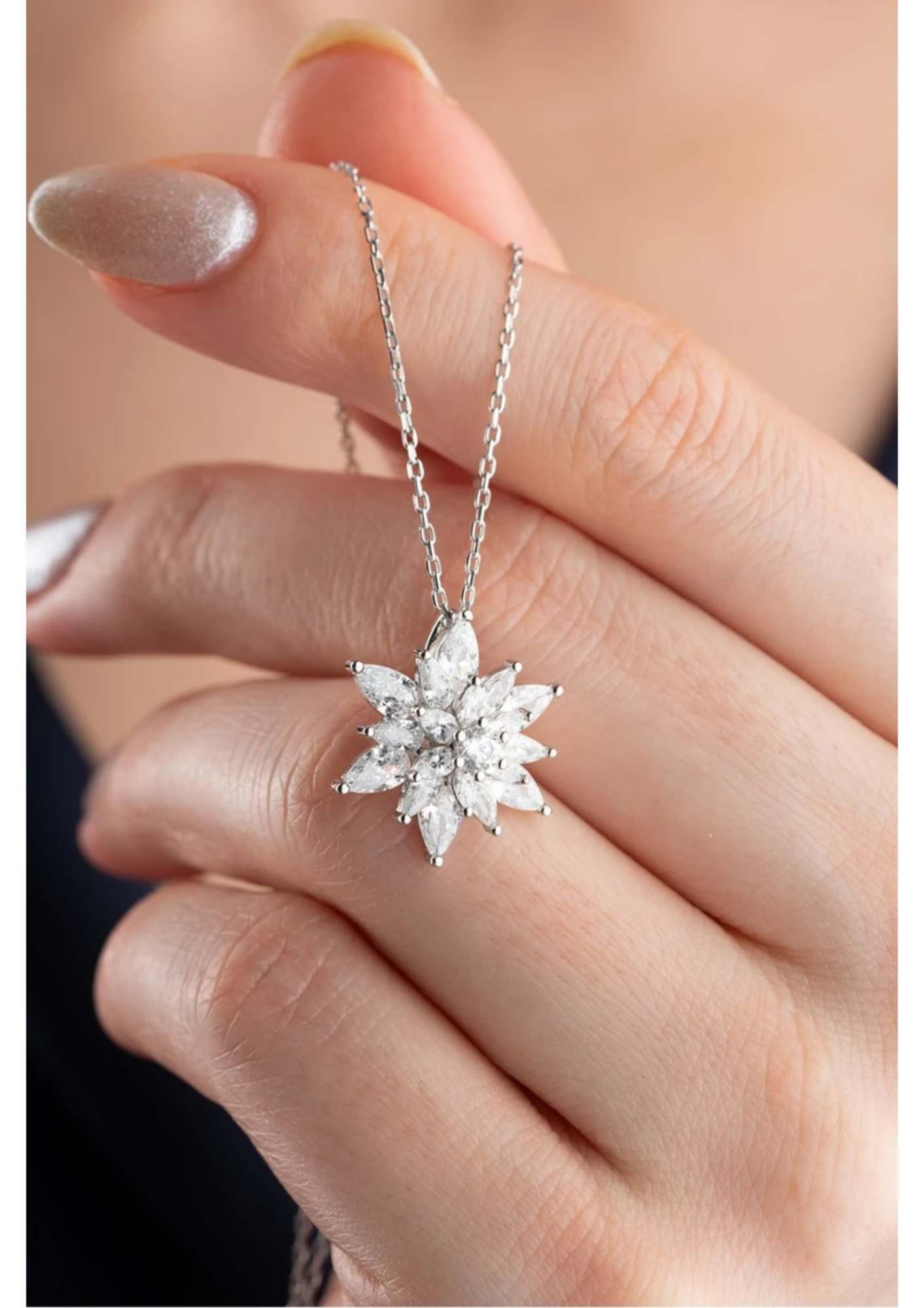 Nisan Kette und Anhänger Set günstig online kaufen