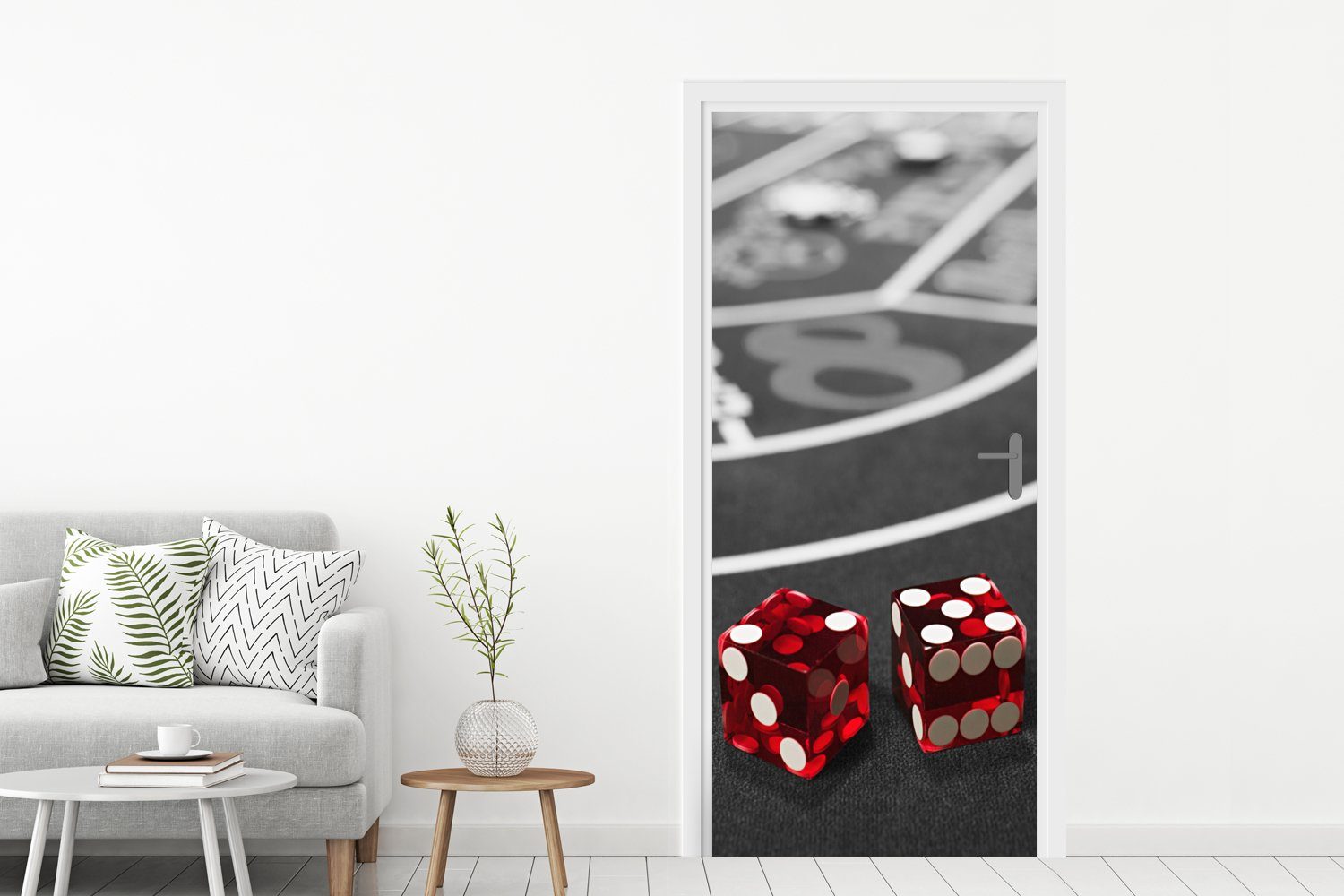 MuchoWow Türtapete Schwarz-Weiß-Foto für Türaufkleber, von bedruckt, (1 roten St), mit Tür, Fototapete Würfeln, 75x205 cm Ein Matt, Pokertisch einem