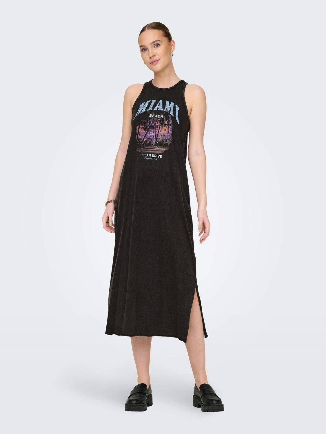 ONLY Jerseykleid ONLLUCY LIFE S/L DRIVE DRESS BOX JRS Baumwolle, regular fit, Rundhals, Frontdruck