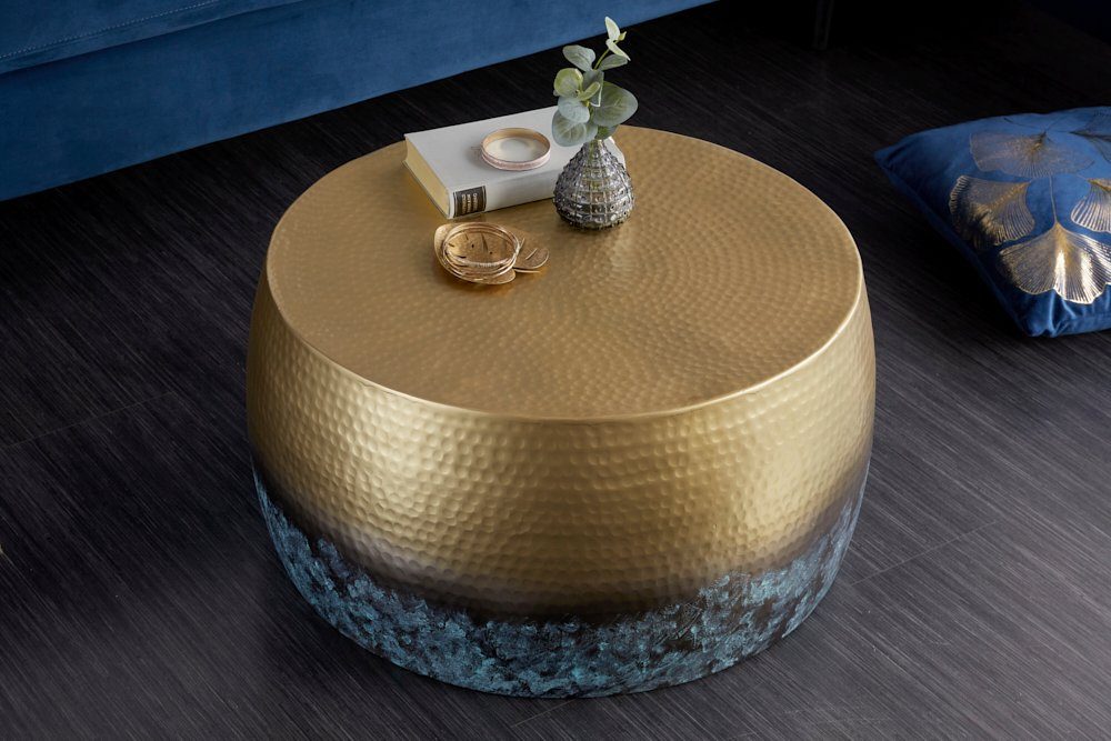 riess-ambiente Couchtisch ORIENT III Ø60cm gold / blau (Einzelartikel, 1-St), Wohnzimmer · rund · Metall mit Patina · Hammerschlag Design · handmade