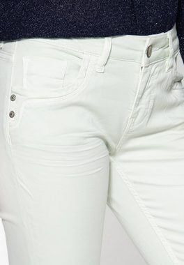 ATT Jeans 5-Pocket-Jeans Leoni mit offenen Saumkanten und leichter Waschung
