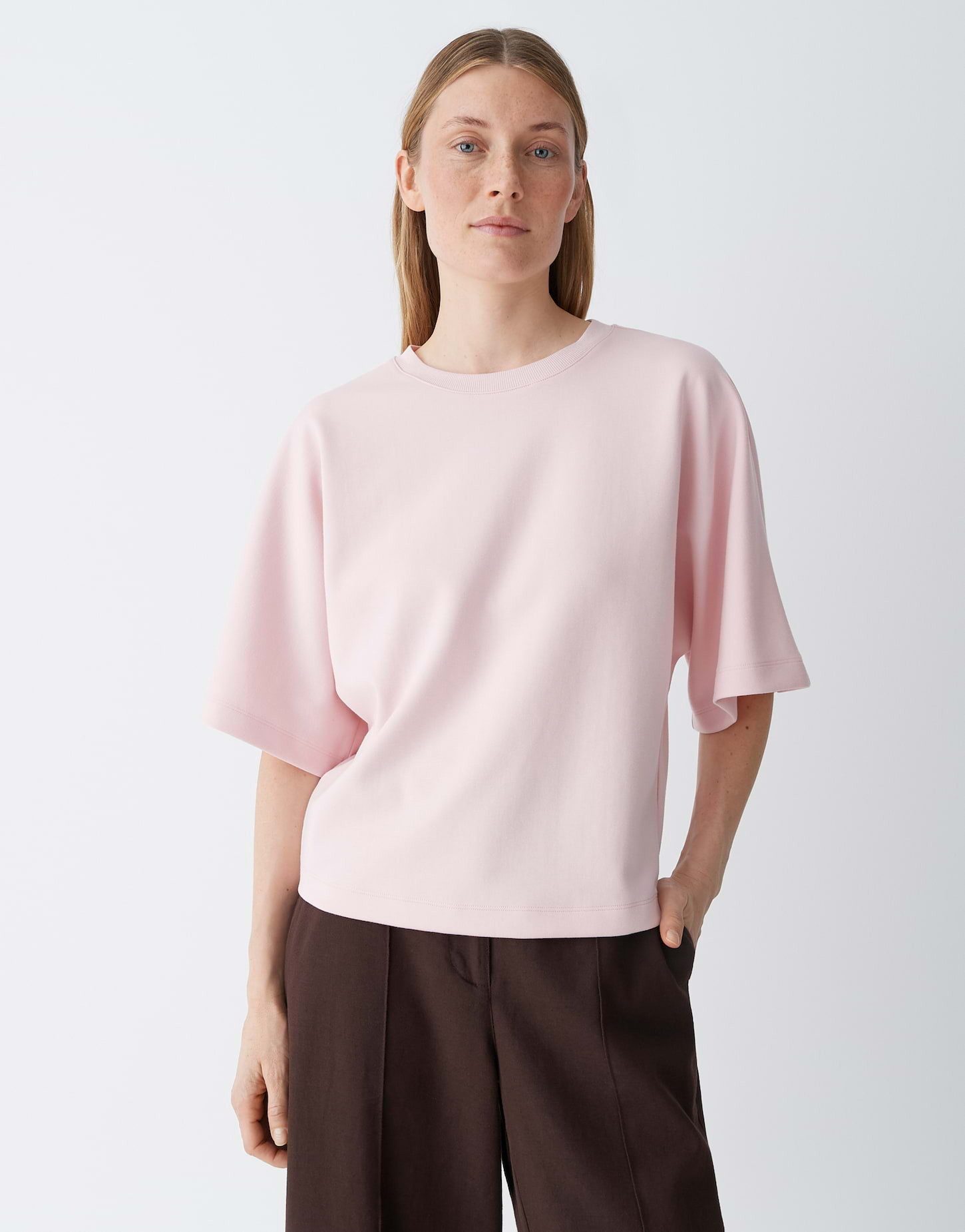 OPUS Sweatshirt Relaxed geschnittenes Sweatshirt aus Baumwoll-Mix Verkürzte Länge, lockerer Boxy Fit für Alltag und Freizeit