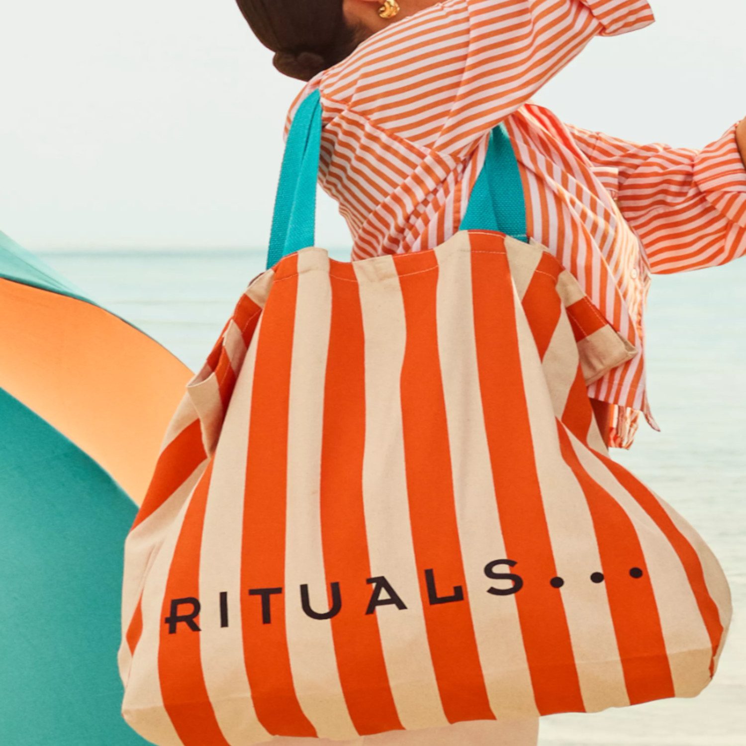 Rituals Strandtasche Rituals Karma Beach Bag Orange (1-tlg), Goodie Bag unterstützt soziale Projekte