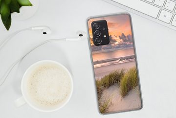 MuchoWow Handyhülle Sonnenuntergang - Düne - Strand - Pflanzen - Meer, Handyhülle Telefonhülle Samsung Galaxy A33